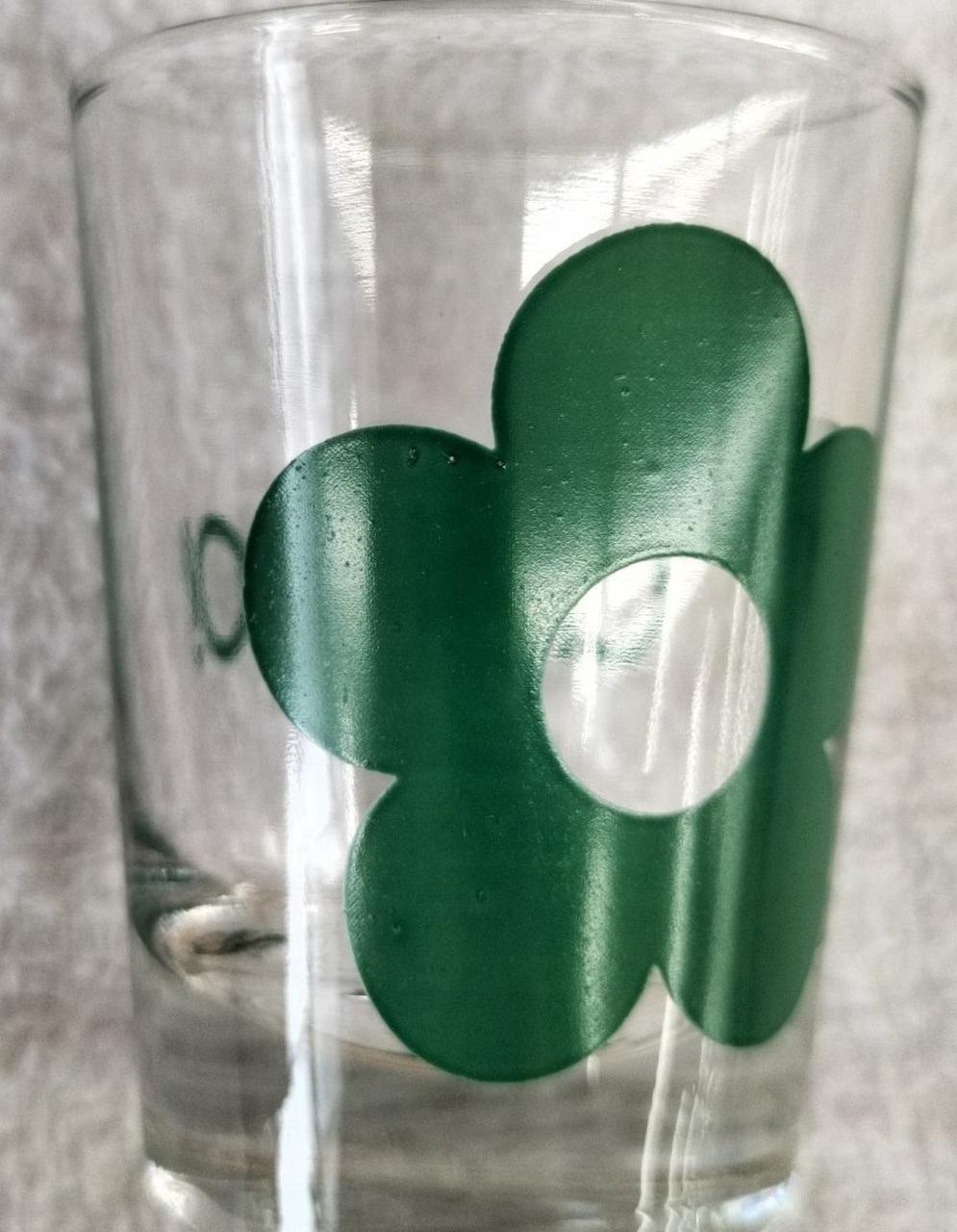 小さな気泡あり