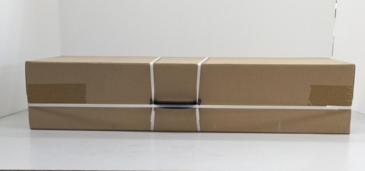 箱に緩衝材で梱包して発送です