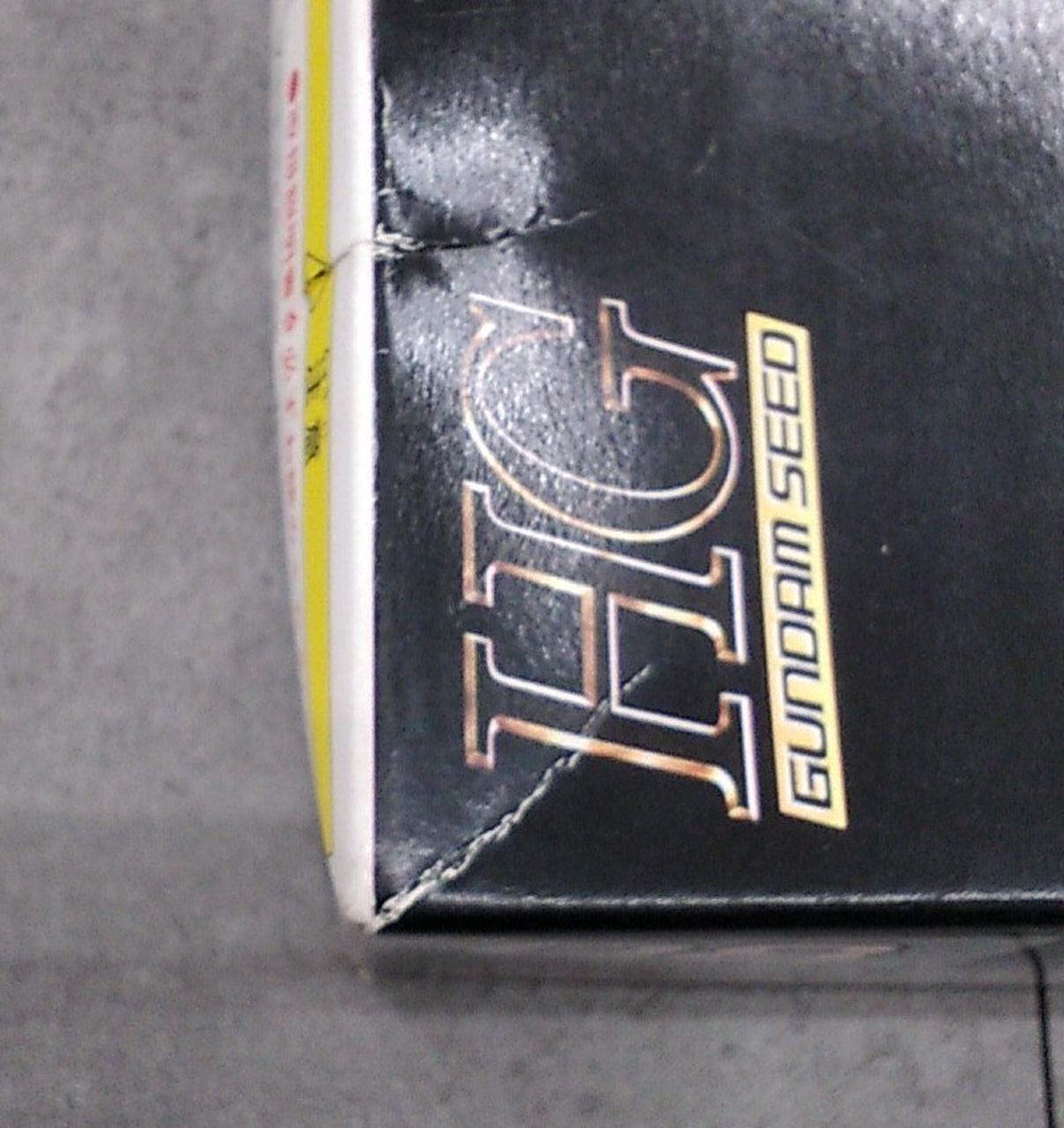 ヘコミ、キズあり