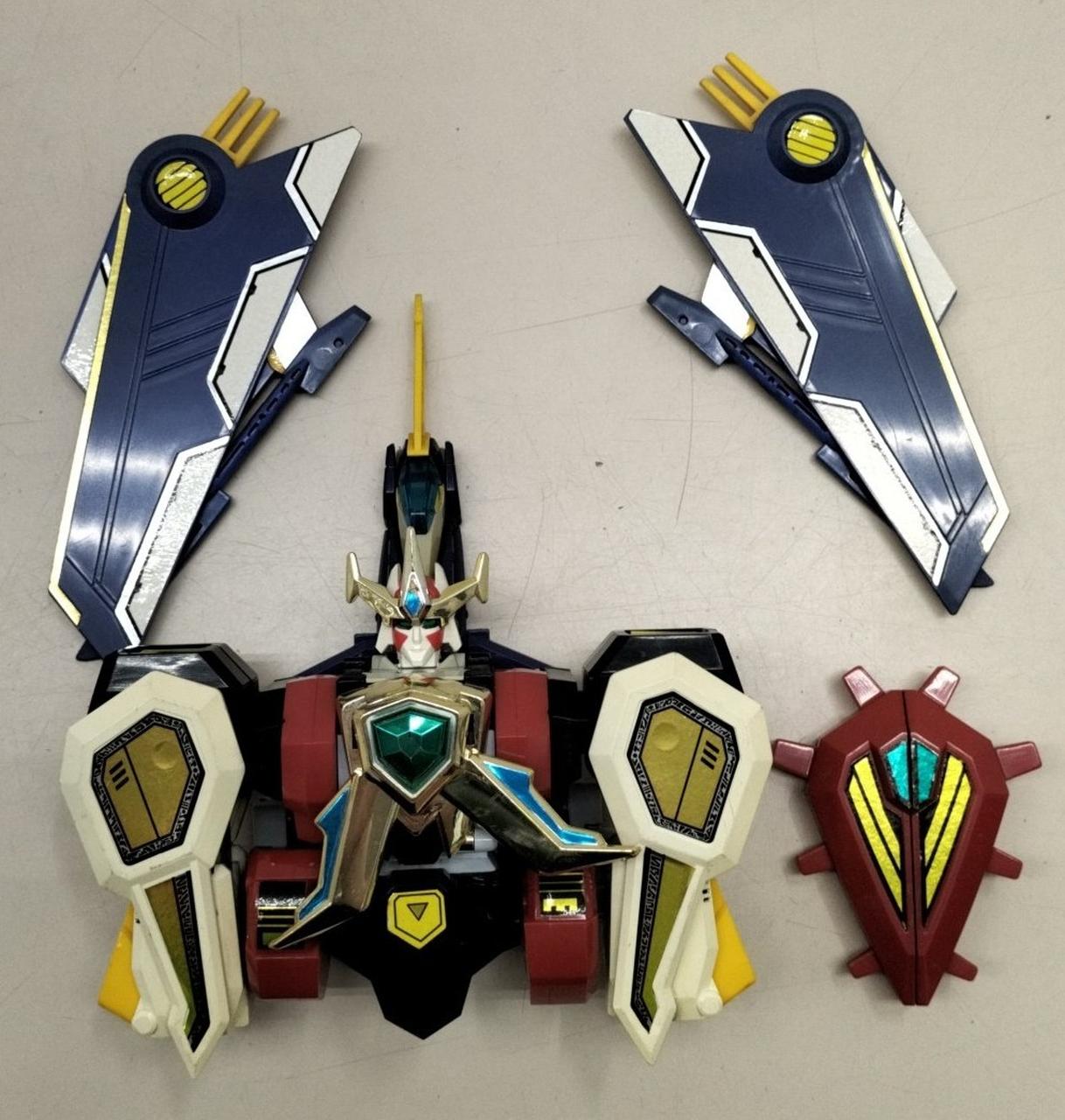 本体、かなり黄ばみあります。