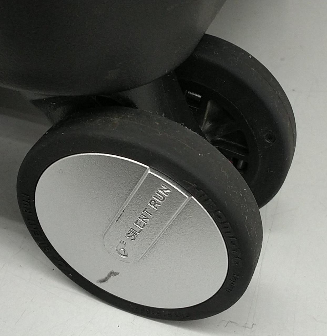 タイヤ汚れやスレあります