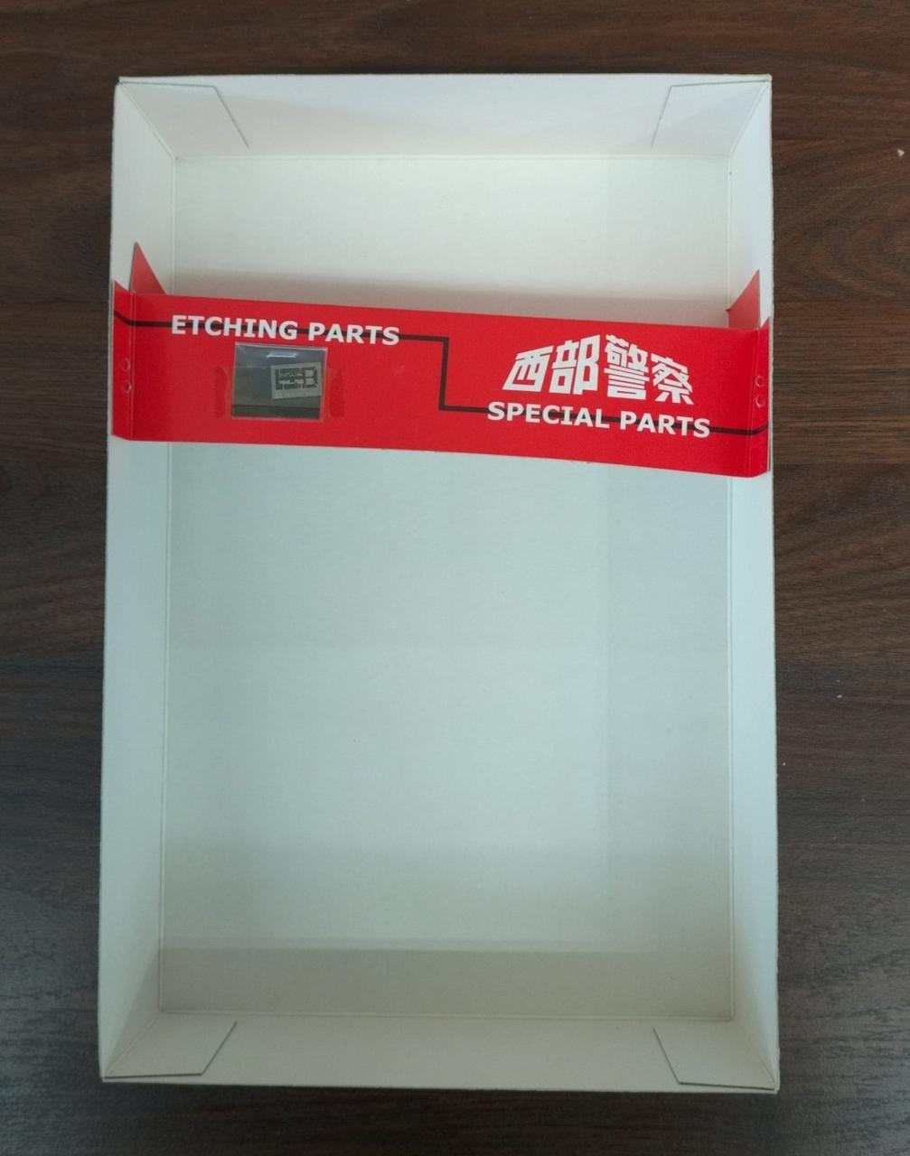 経年劣化のためシミ汚れ変色あります