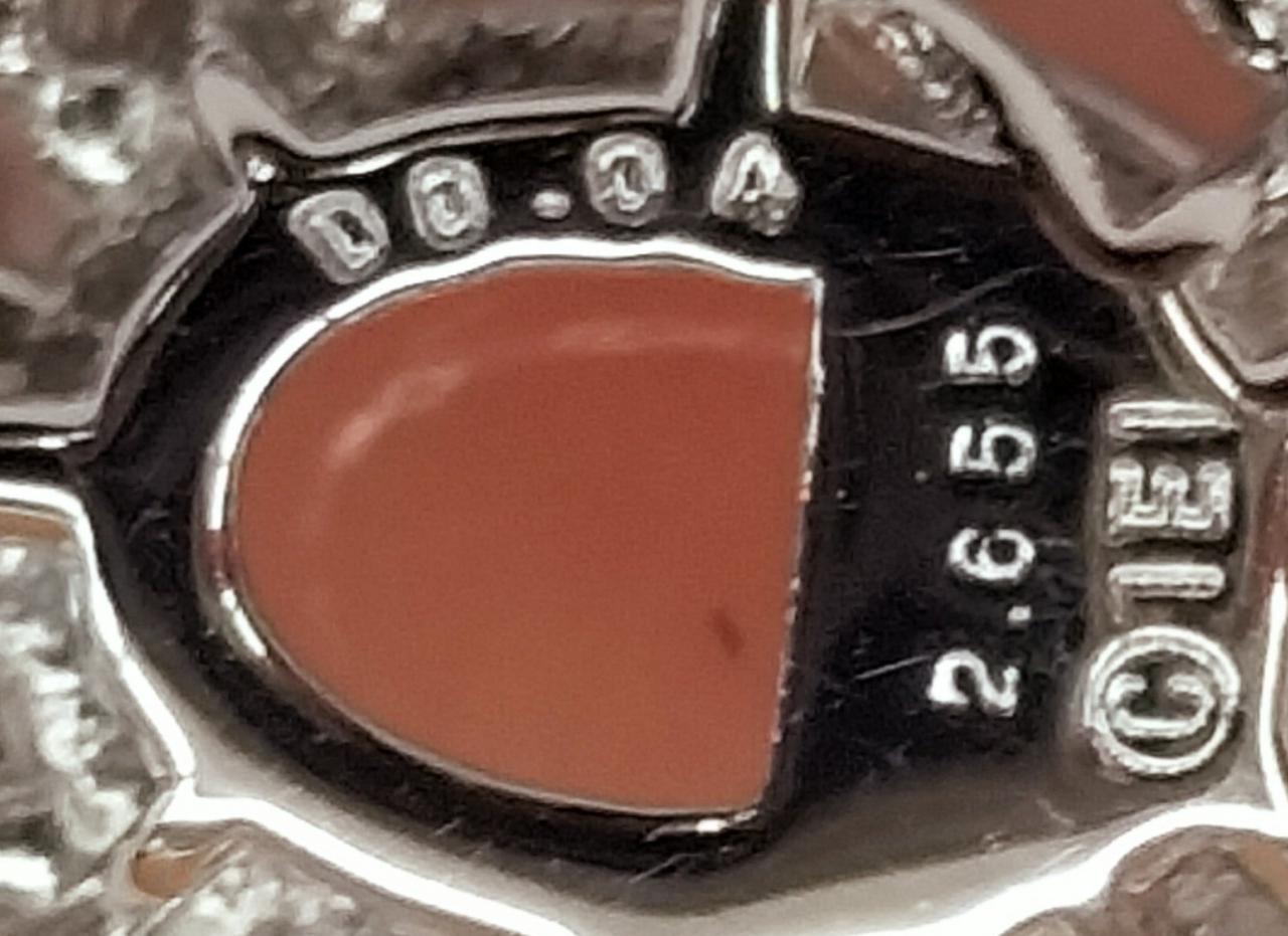 D0.04 の刻印あります