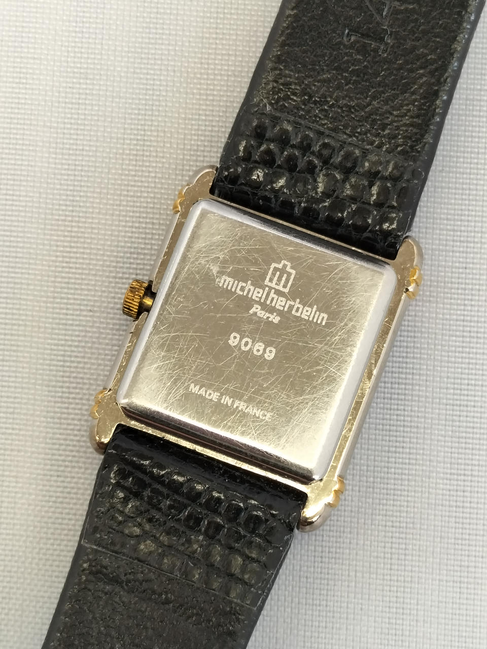 細かいキズあり