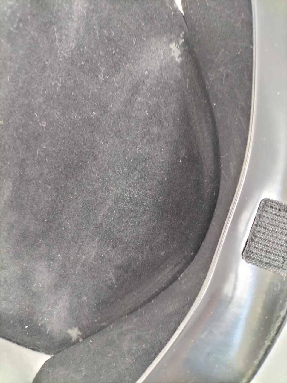 ケースに数カ所ダメージあり