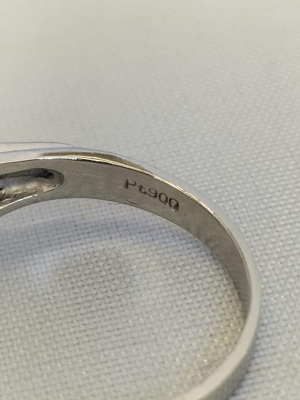 Pt900刻印あり