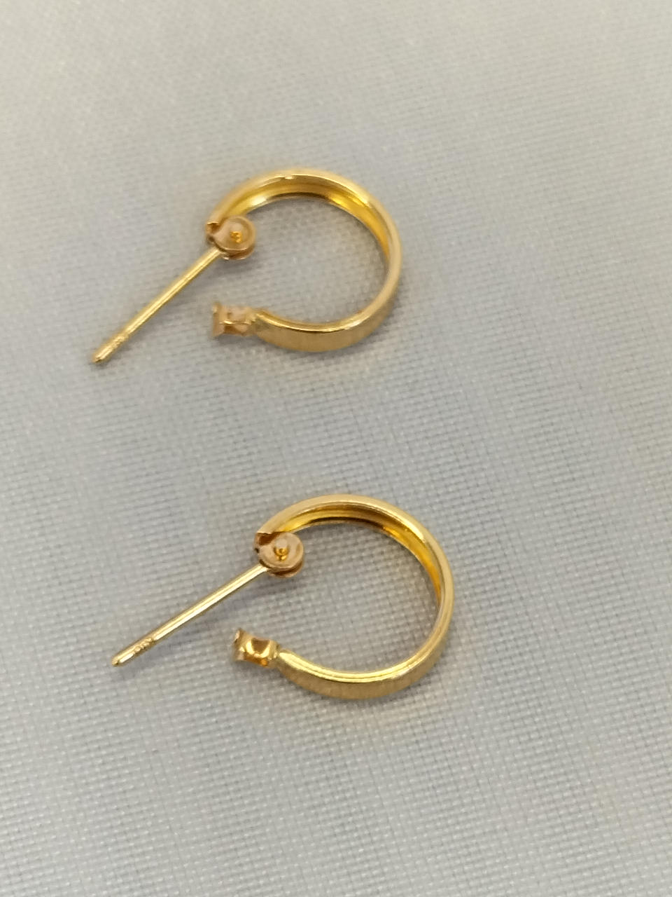 変形しやすいです