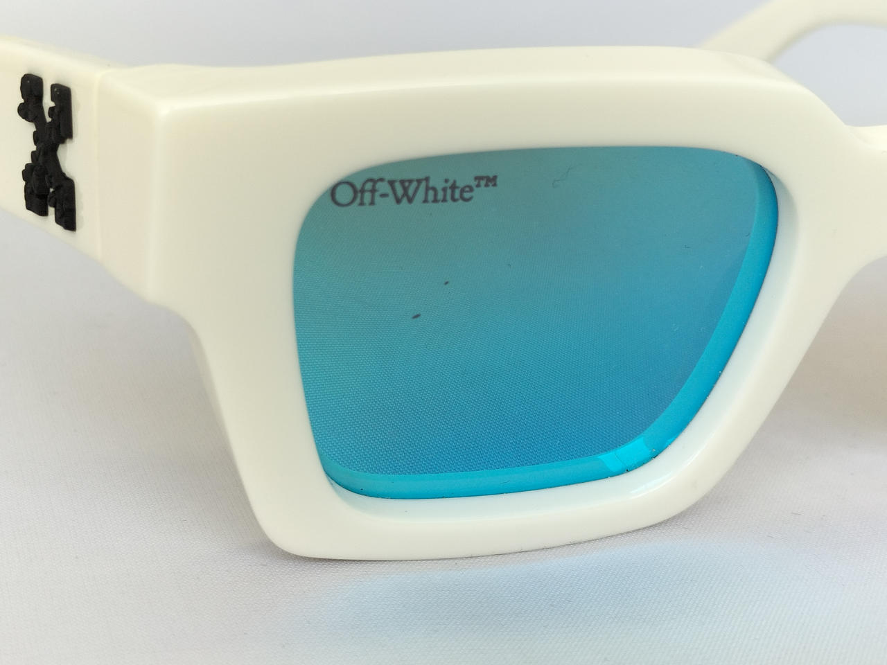 細かいキズあり