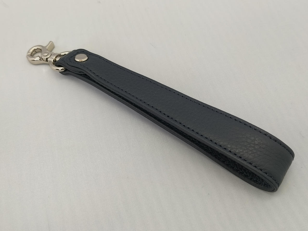 ストラップ付き