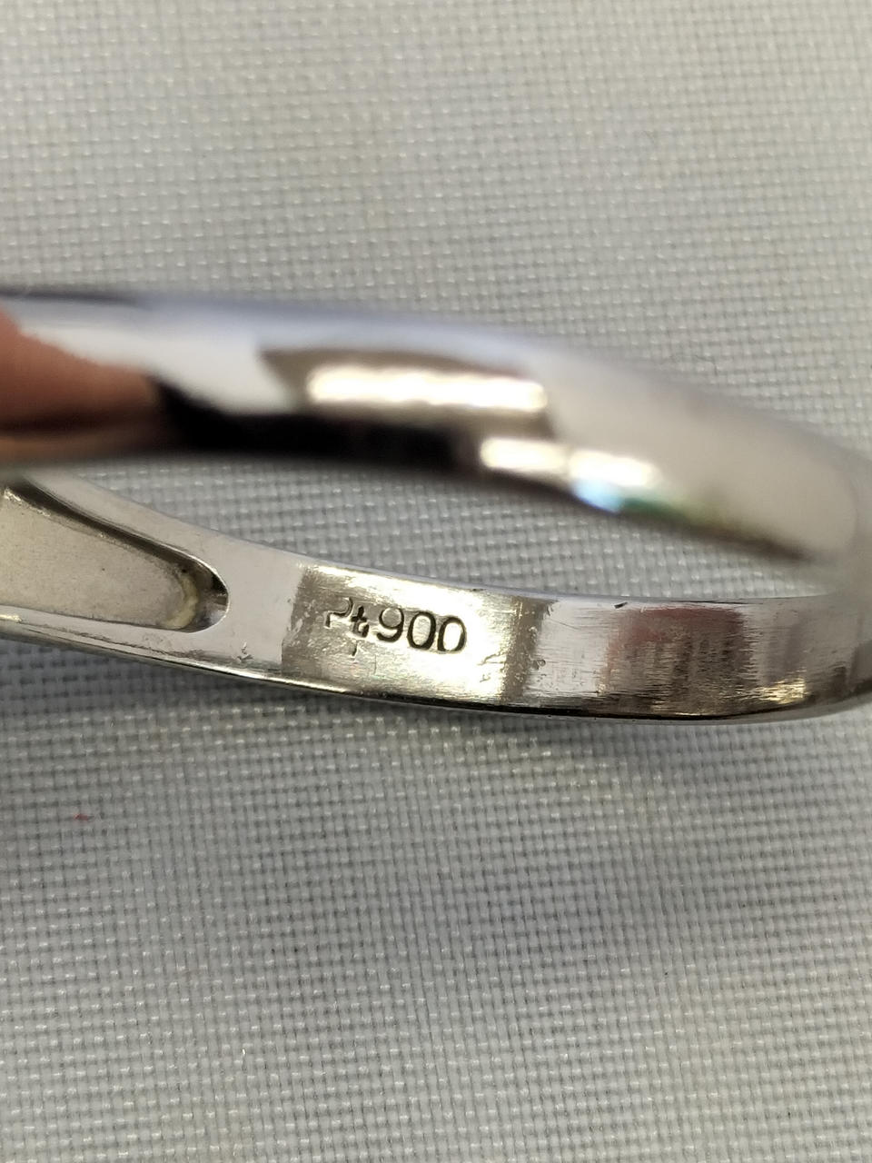 Pt900刻印あり