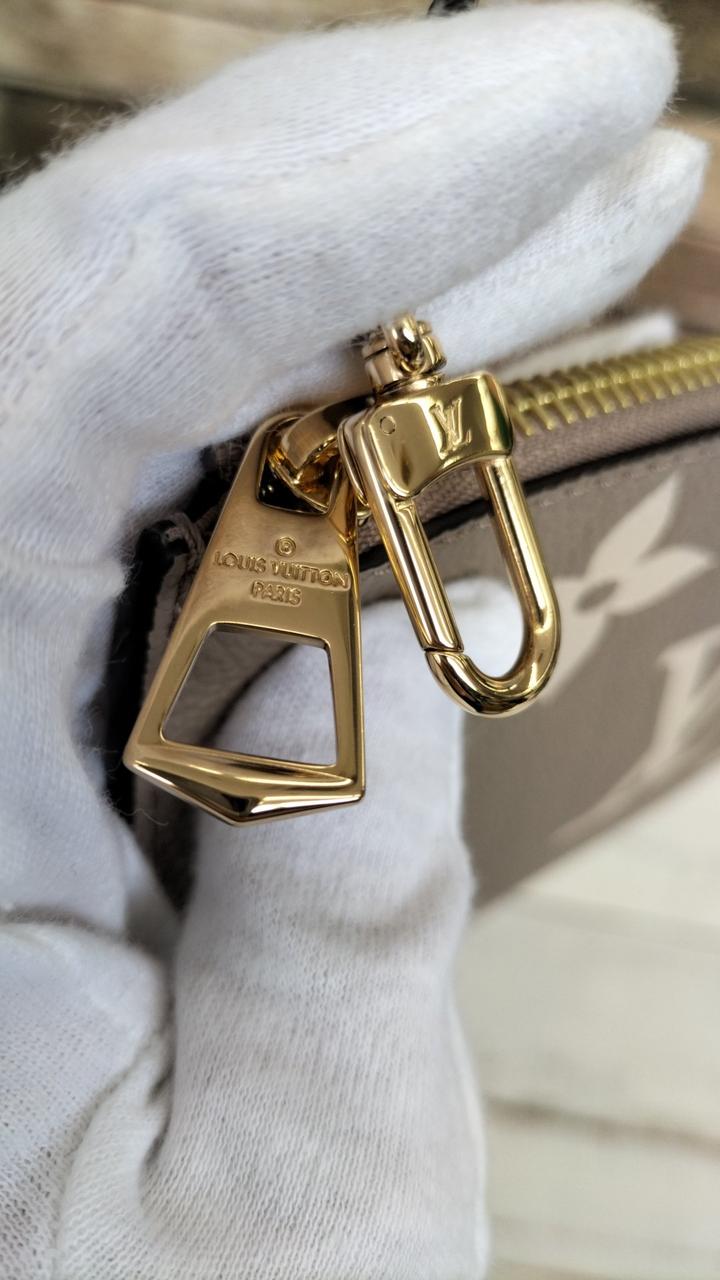 ポーチ金具部分