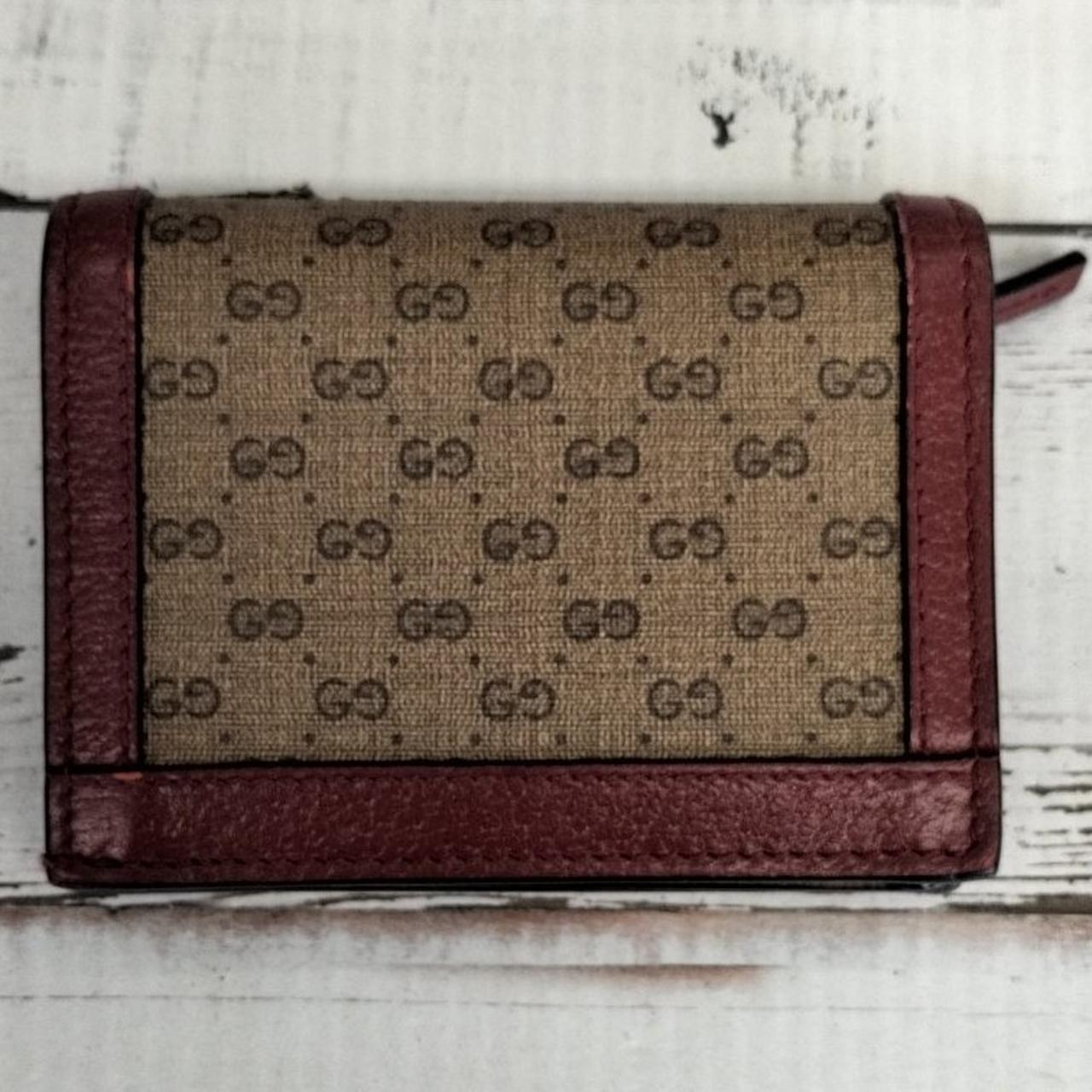 左下剥がれあり