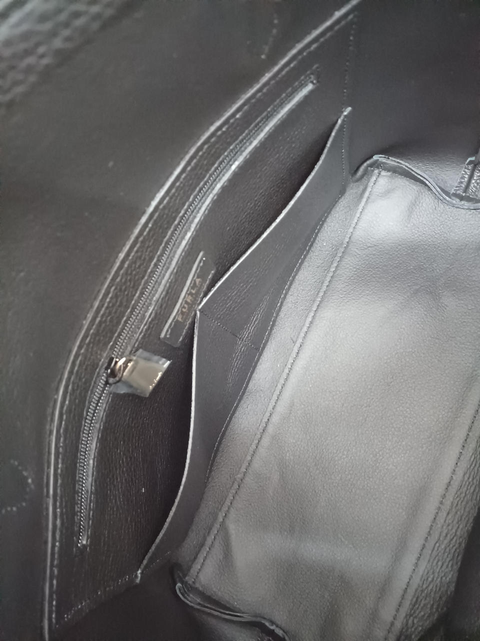 ファスナーポケット×１、オーブン×2