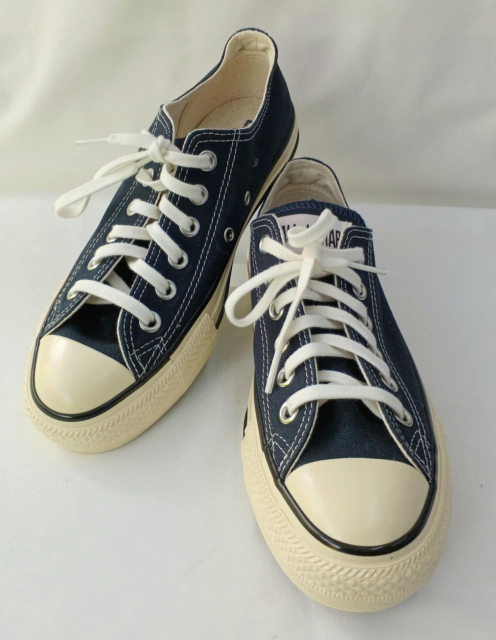 白ゴム部分が少し黄変しています