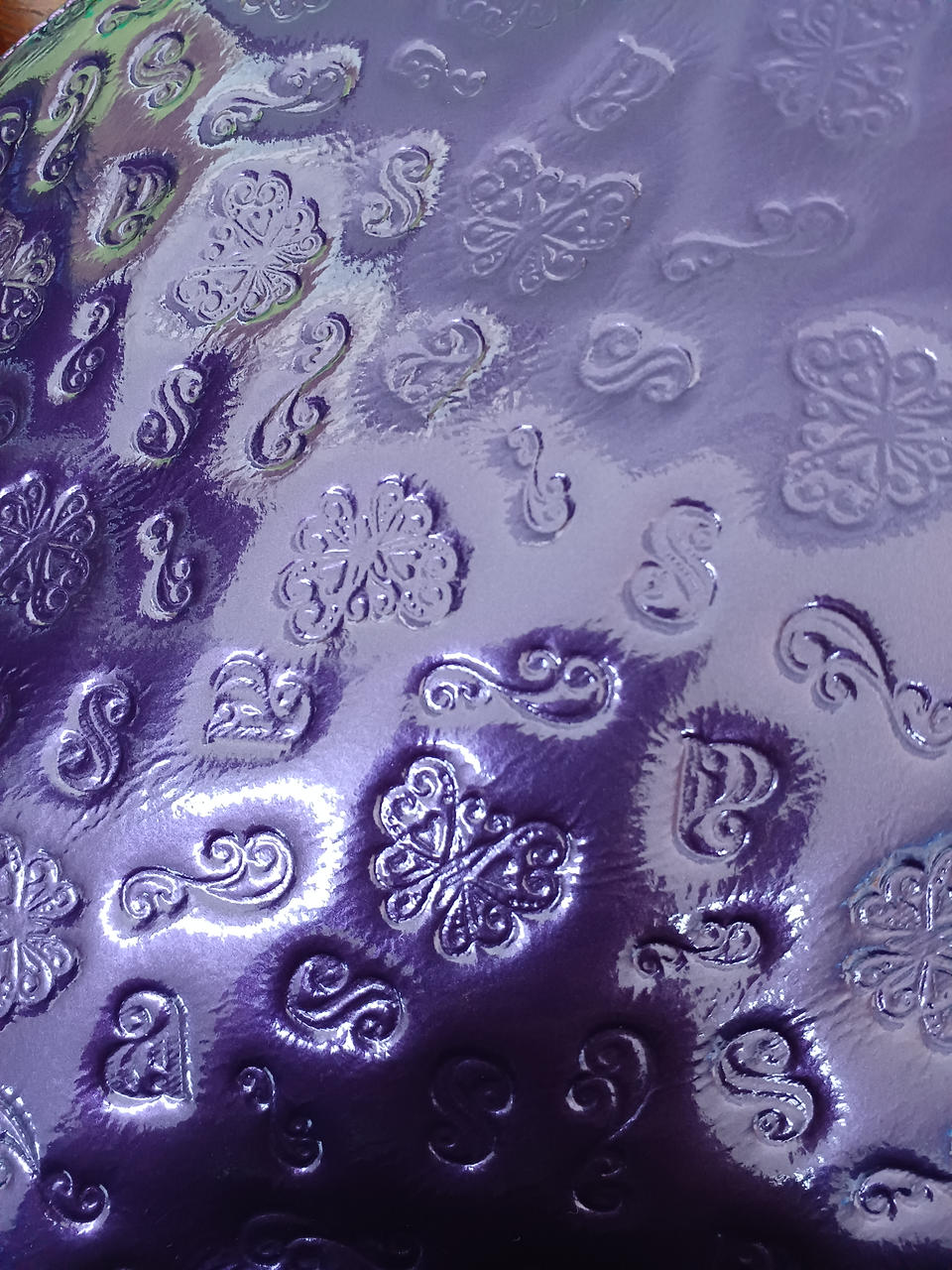 バタフライの型押しです