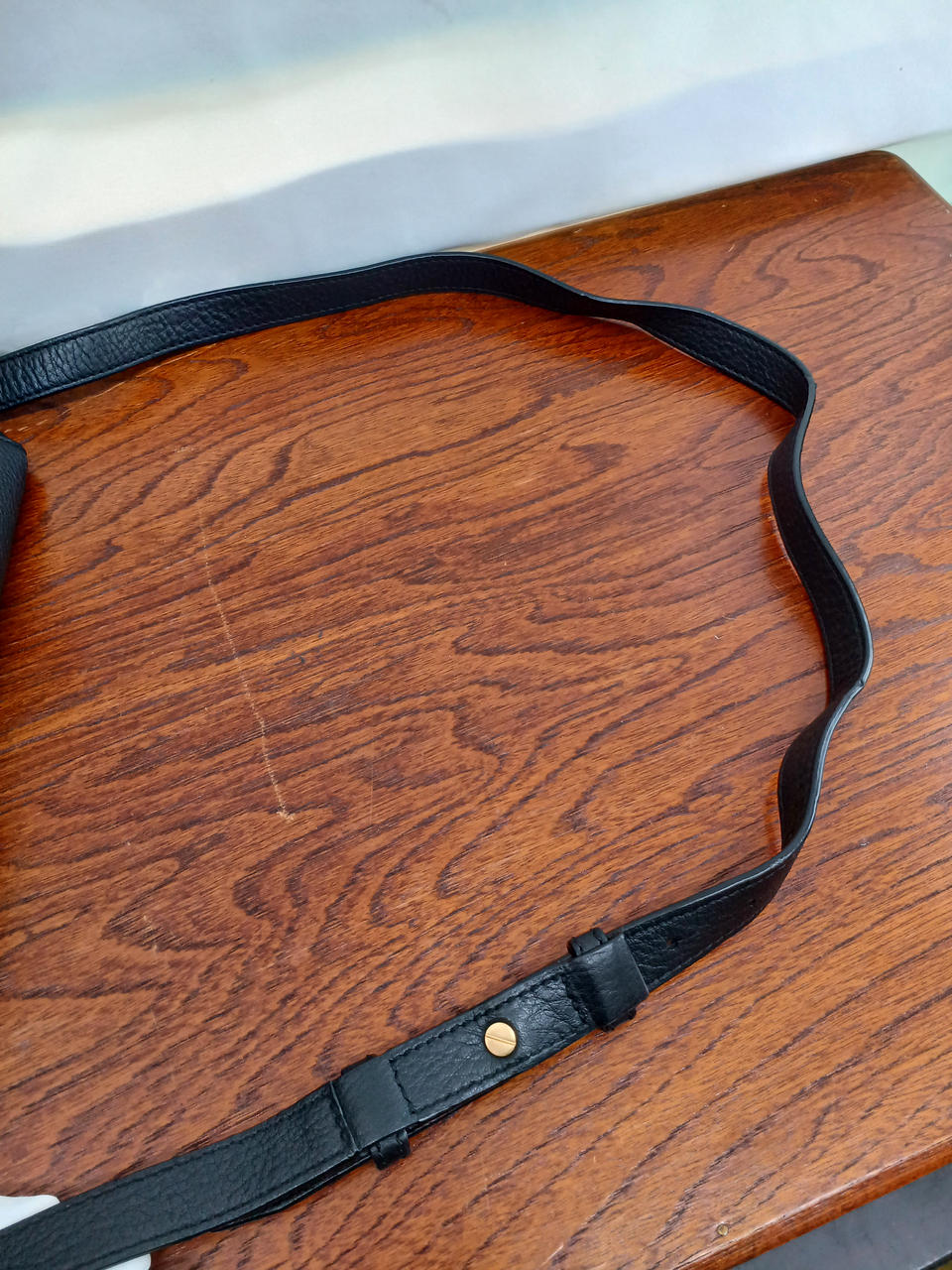 ヨレがあります。