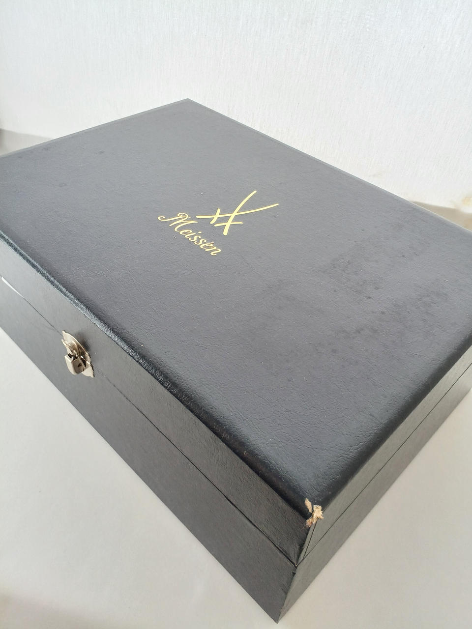 箱にはダメージあります