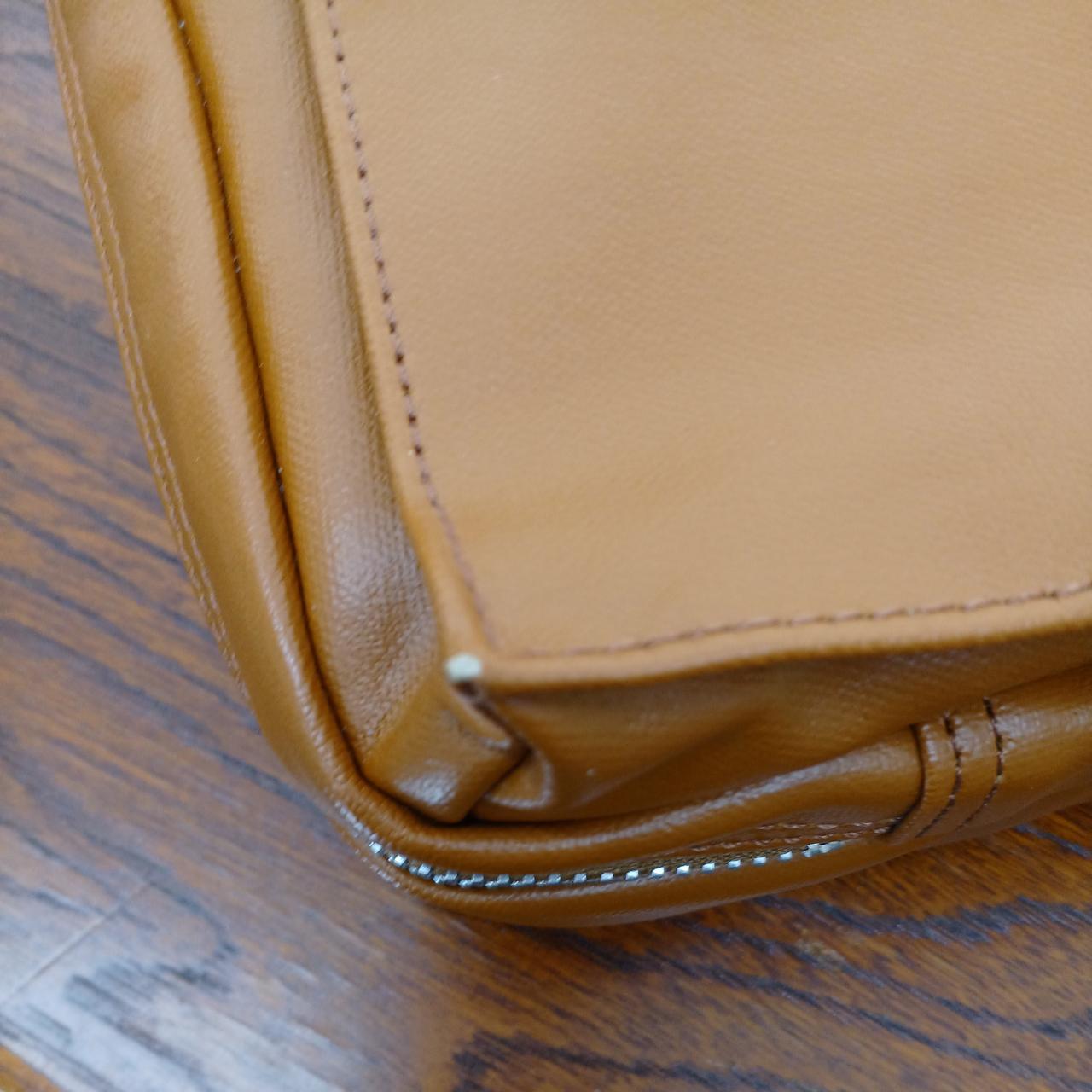 角にスレがあります。