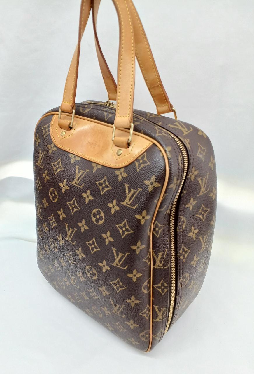 ルイヴィトン エクスキュルシオン モノグラム ハンドバック　シューズケース ルイヴィトン LOUIS VUITTON モノグラム エクスキュルシオン