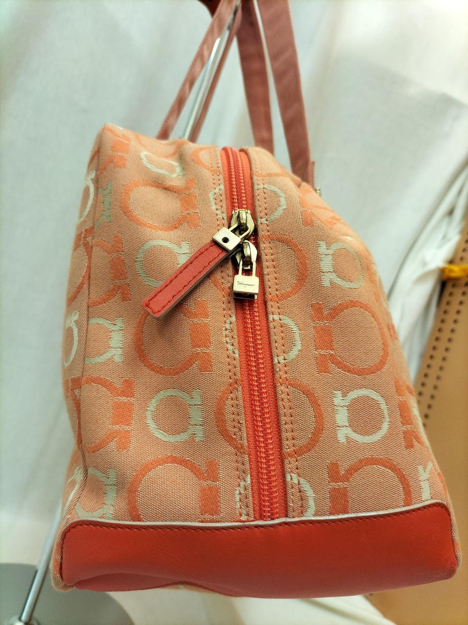 スライサーのつまみ１個取れてます