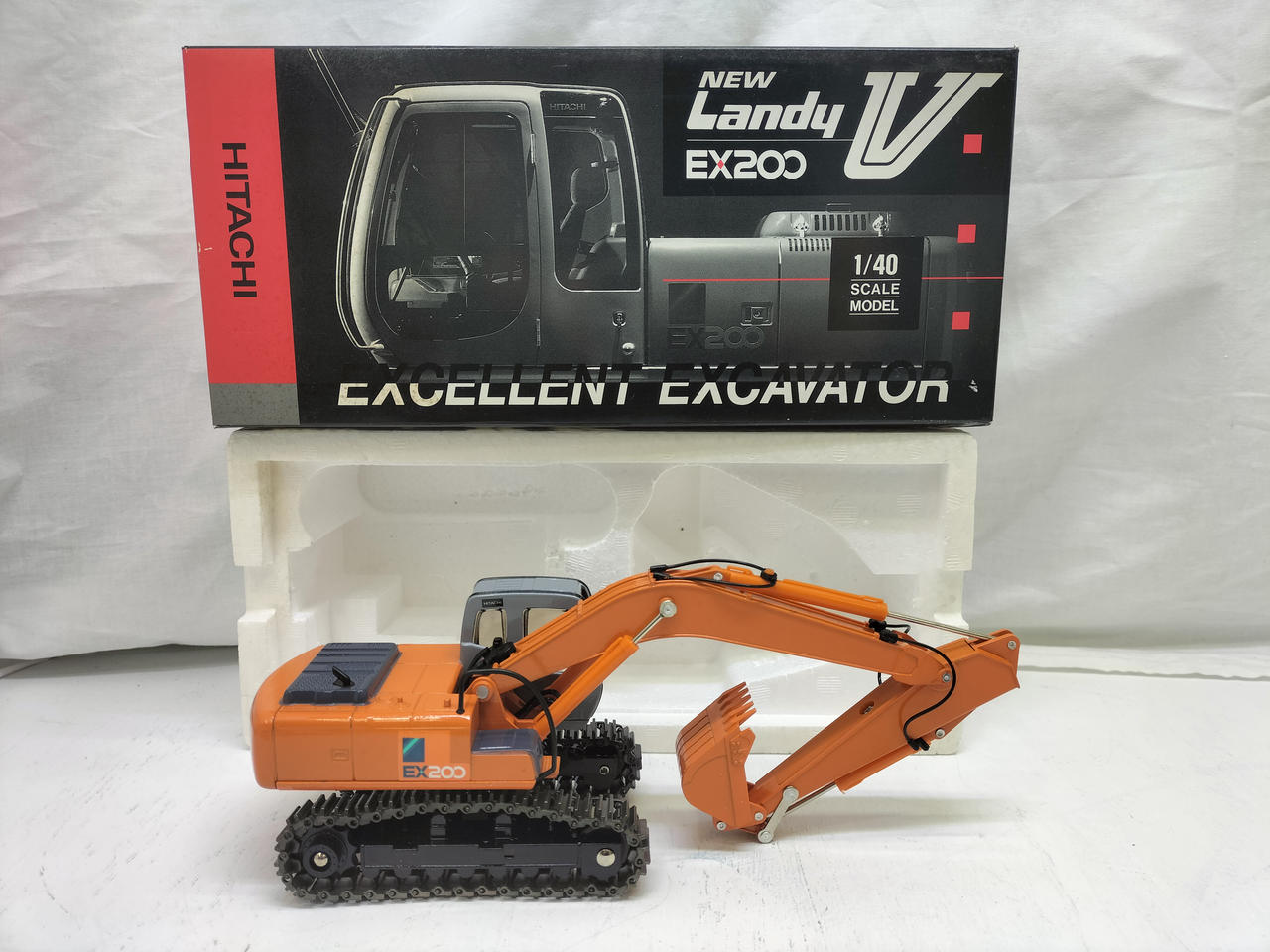 HITACHI|1/40 日立建機 NEW LANDY V EX200|HARDOFFオフモール