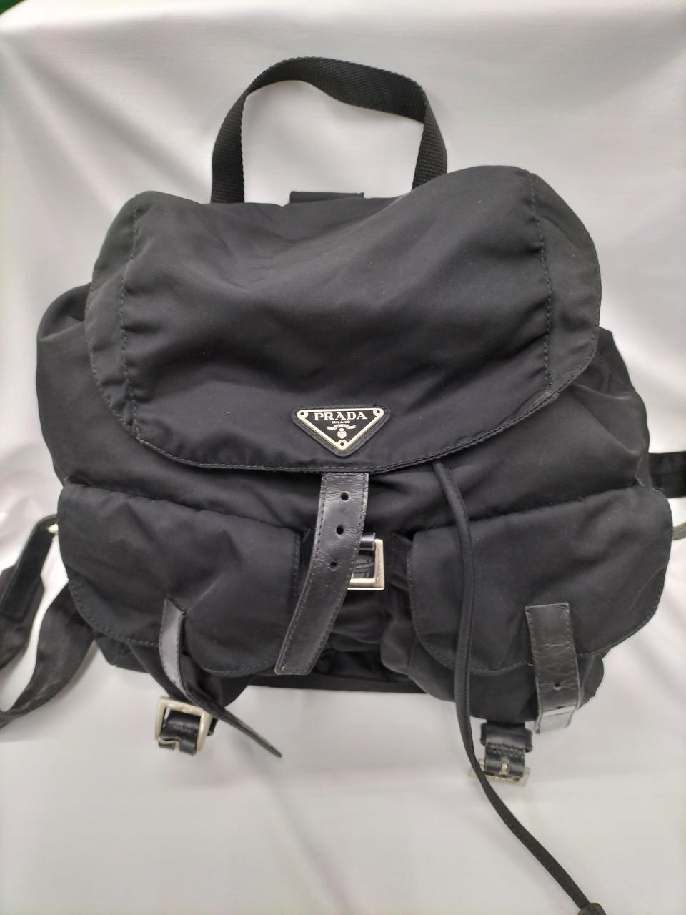 Ⓜ*︎様 PRADA リュック PRADAリュック 三角ロゴ - メルカリ