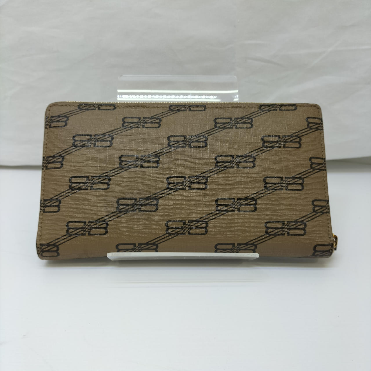 バレンシアガ　長財布　1度のみ使用(定価約46000円) BALENCIAGA（バレンシアガ） 長財布 レディース ブラック 766447 210J1