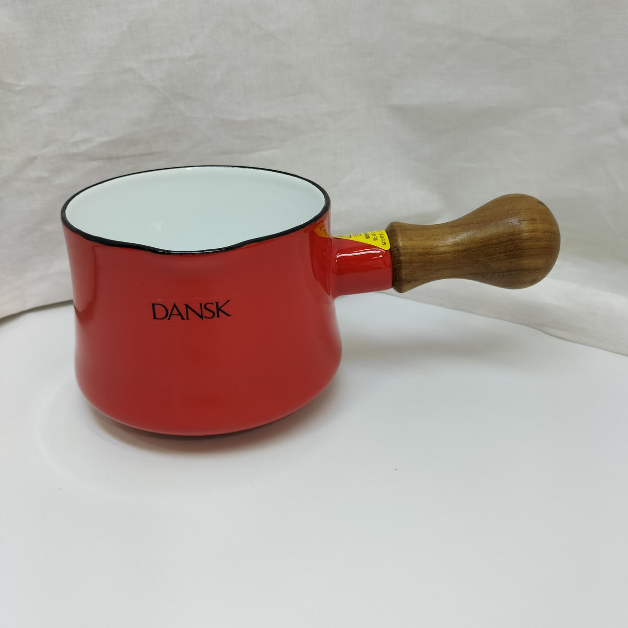 【希少】ダンスク DANSK ビンテージ 琺瑯 バターウォーマー 籐巻きハンドル ダンスク(DANSK)|バターウォーマー|【ハードオフ公式通販】オフモール