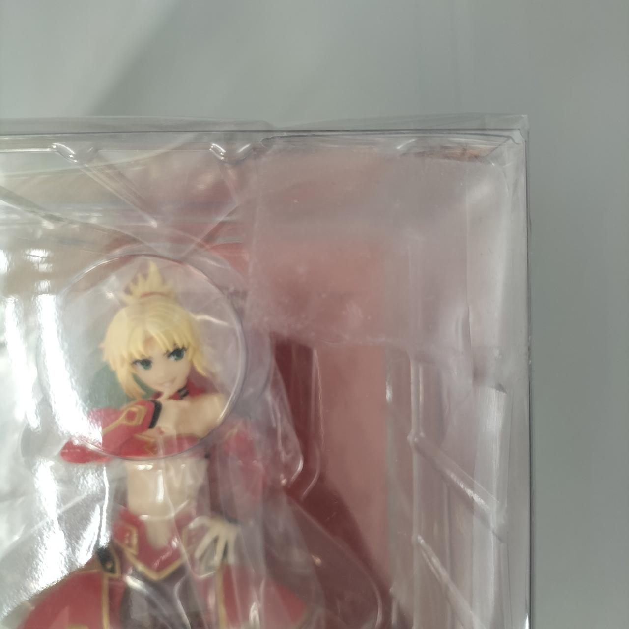 袋にシール跡あります