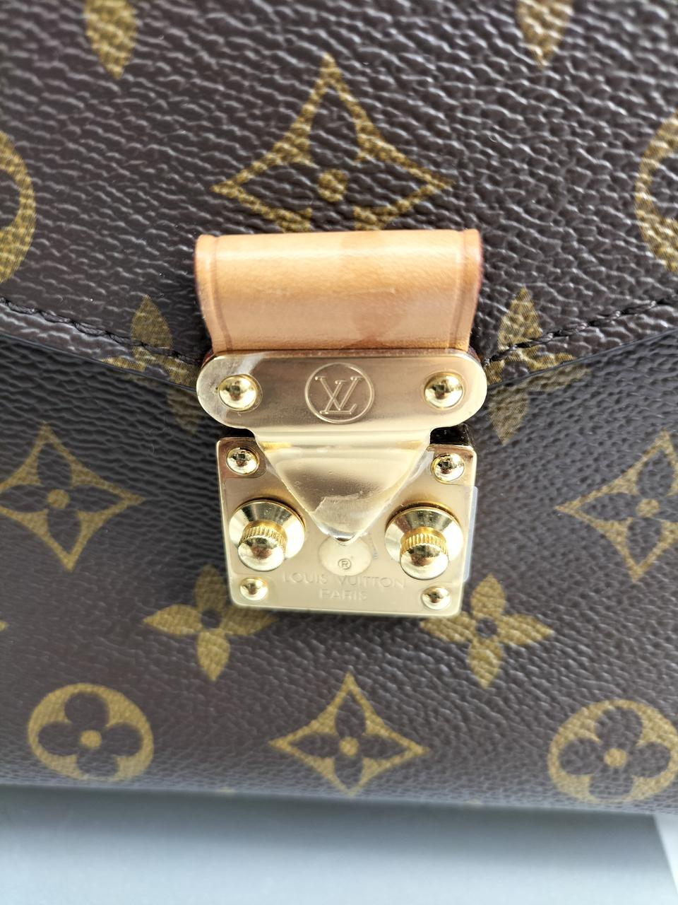 フィルム剥がれあり