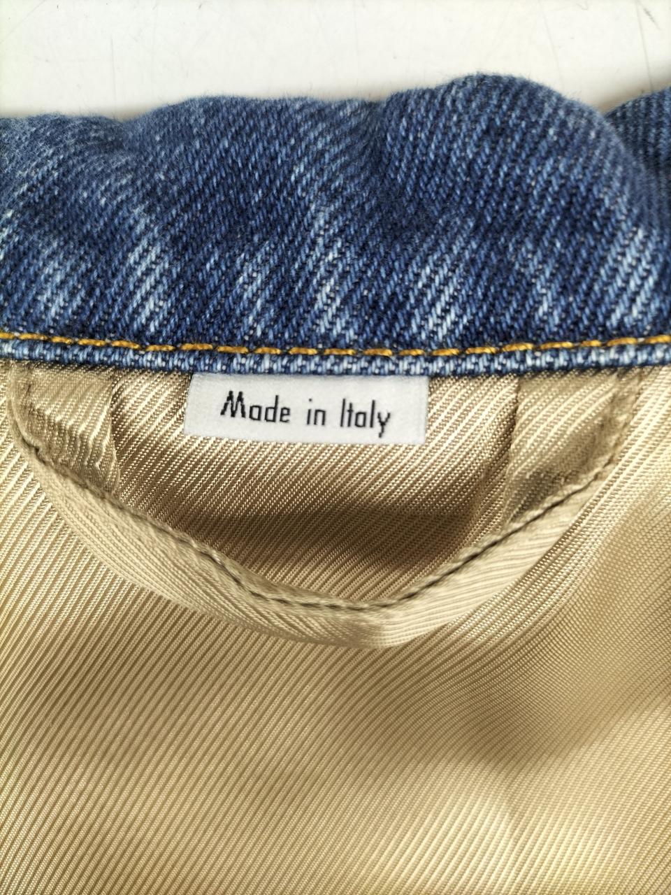 イタリア製