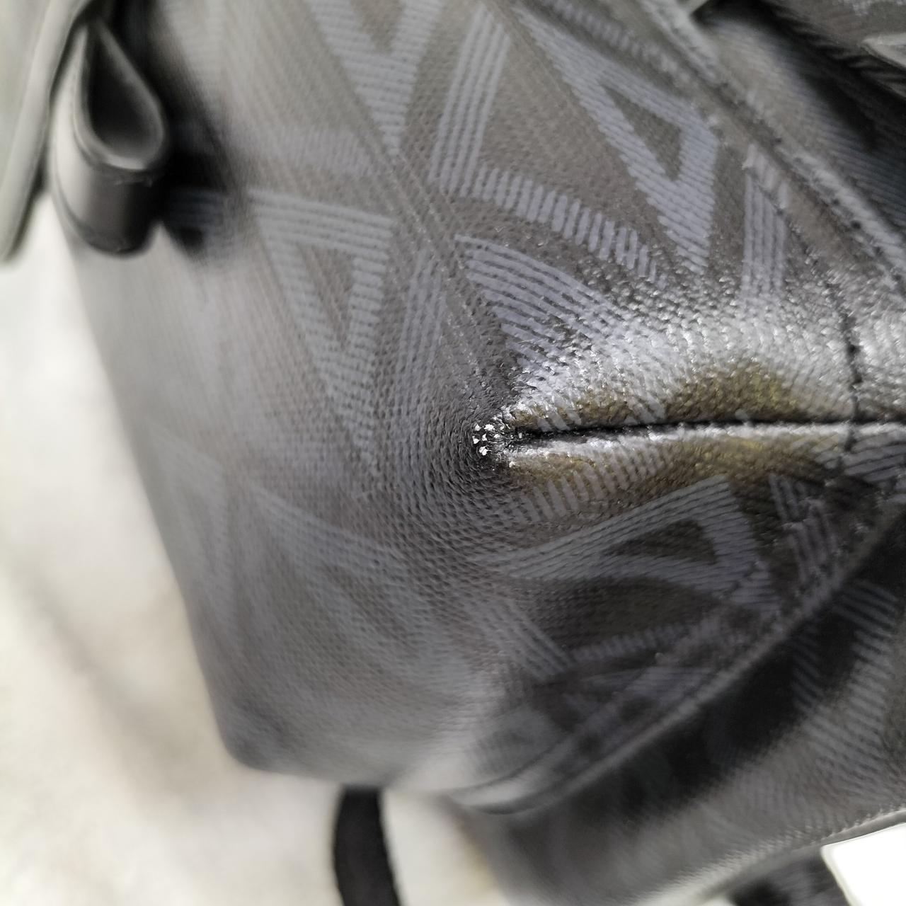 正面向かって右ポケット部に多少のスレあり