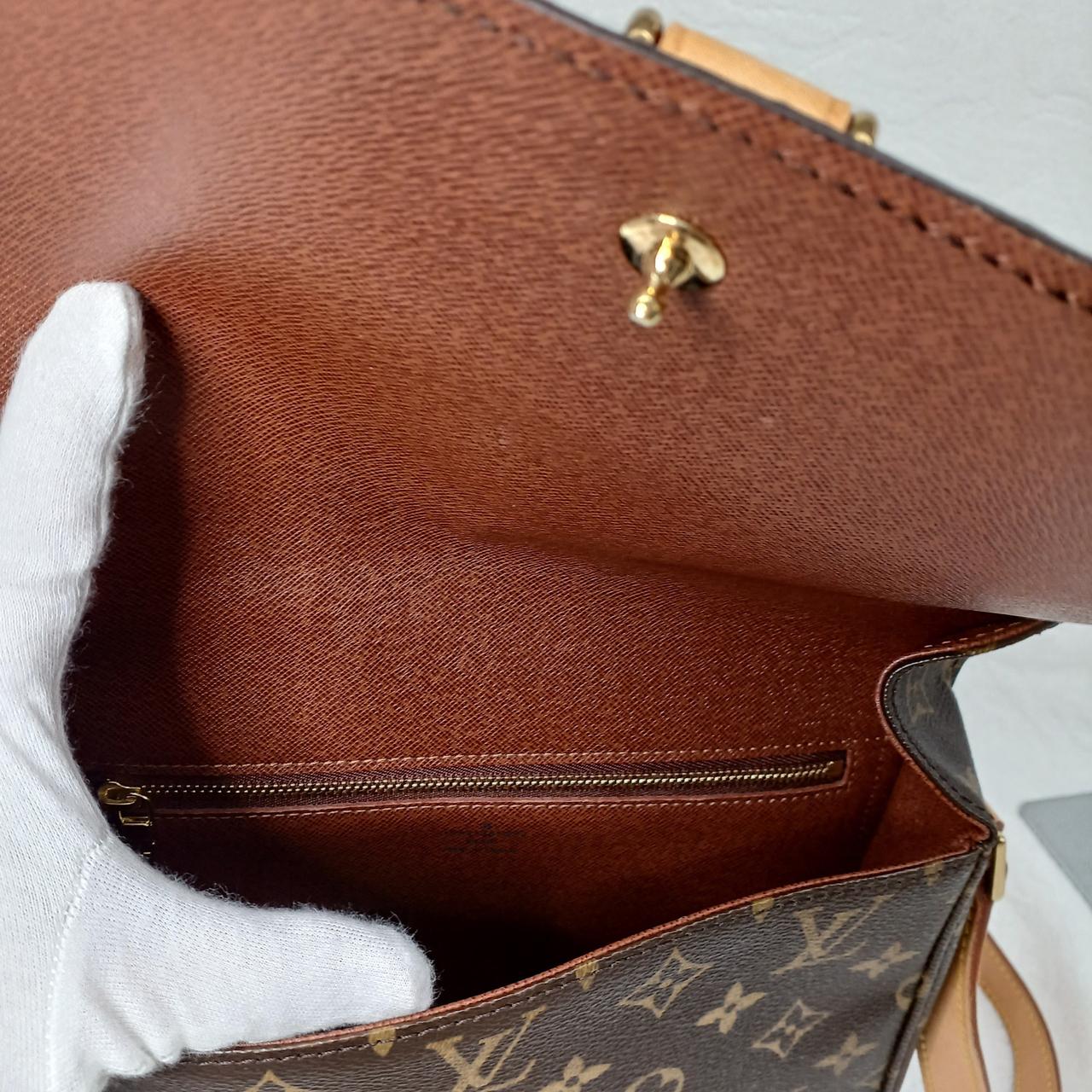 内側ポケットあり