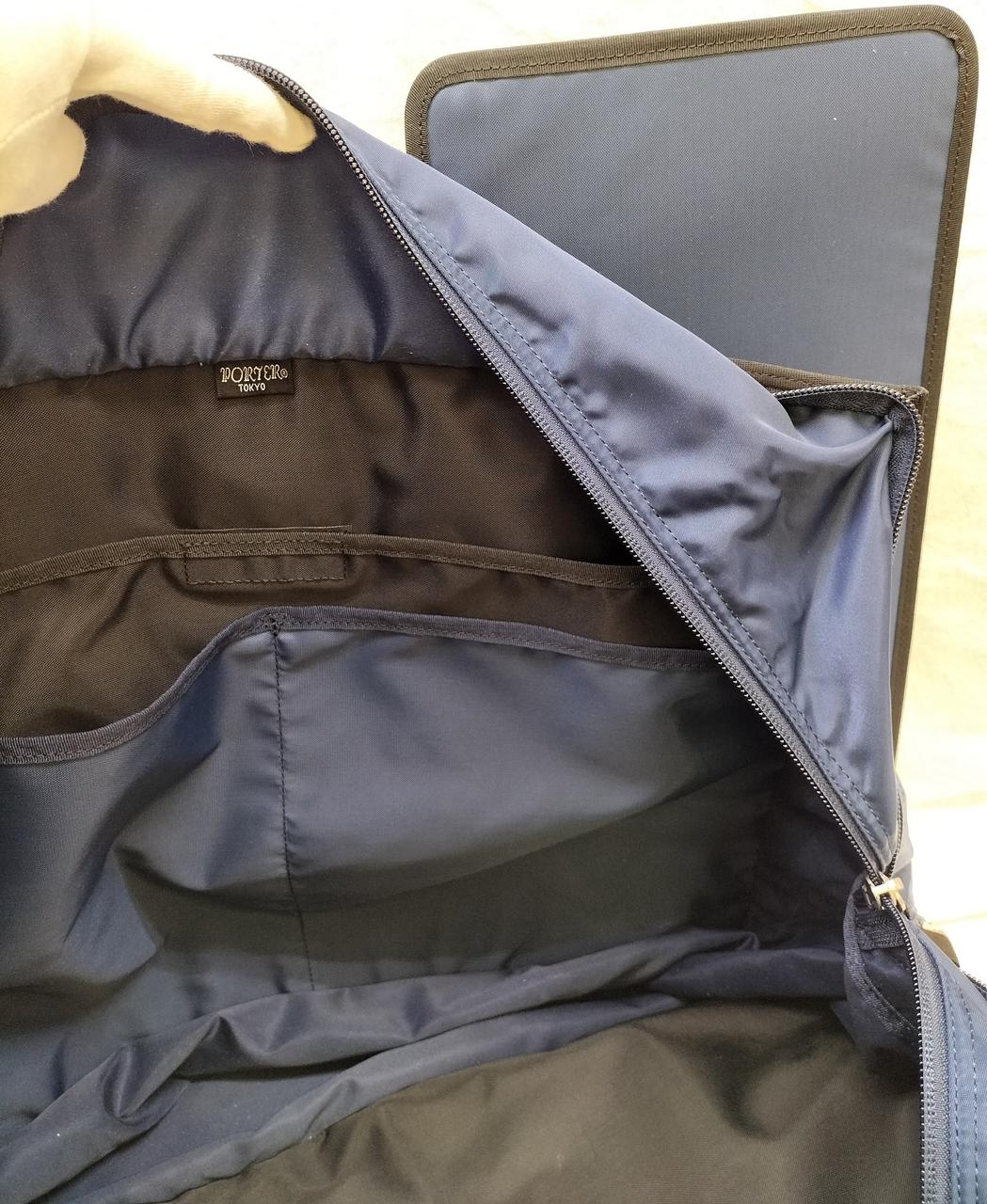 内側とカバン底板