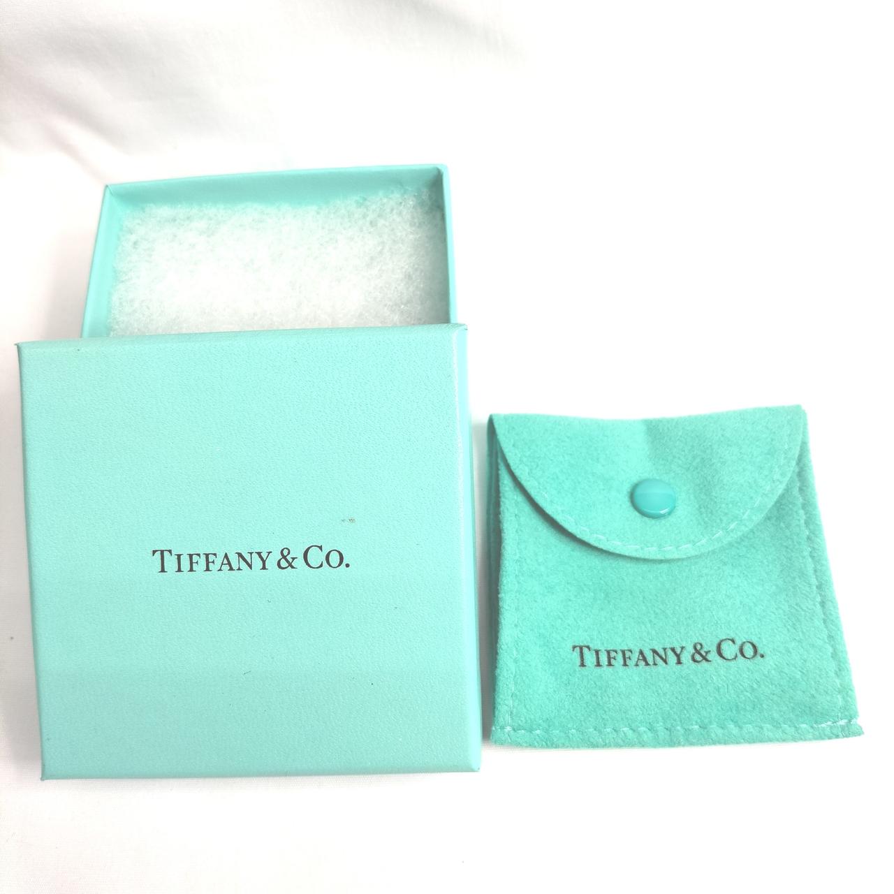 箱、袋、全体的に汚れあり