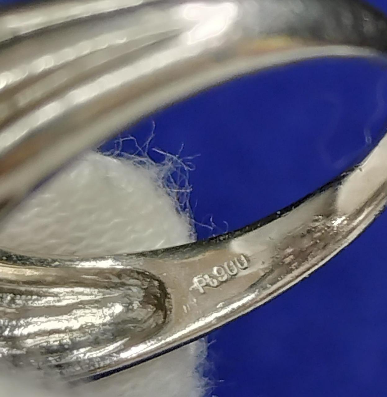 Pt900刻印あり