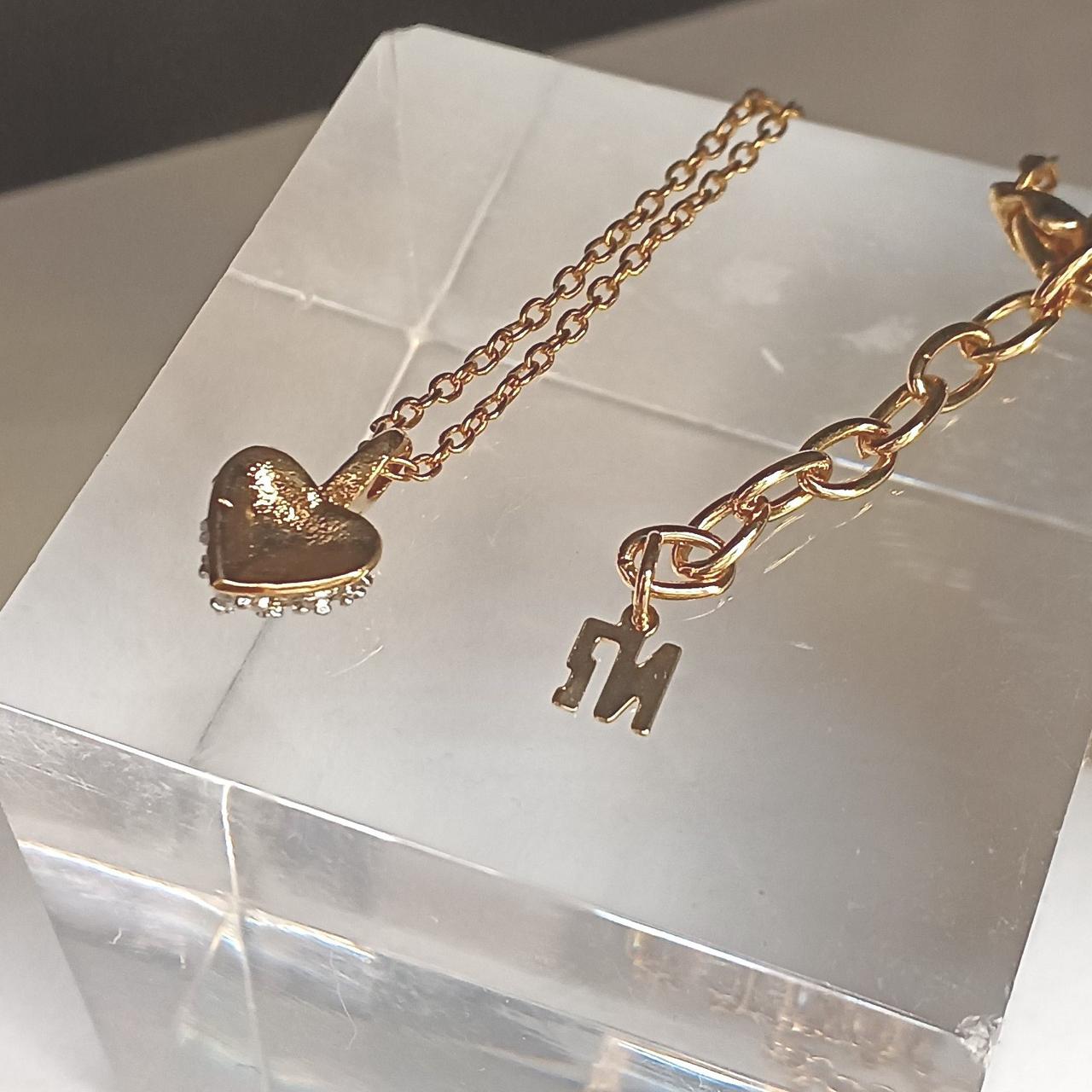 トップ、留め具裏面