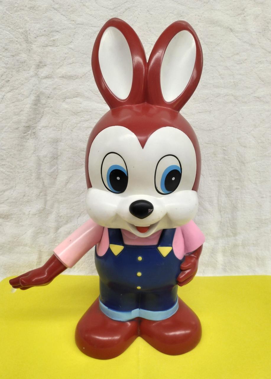 右腕が回転式になっています。下げてる様子