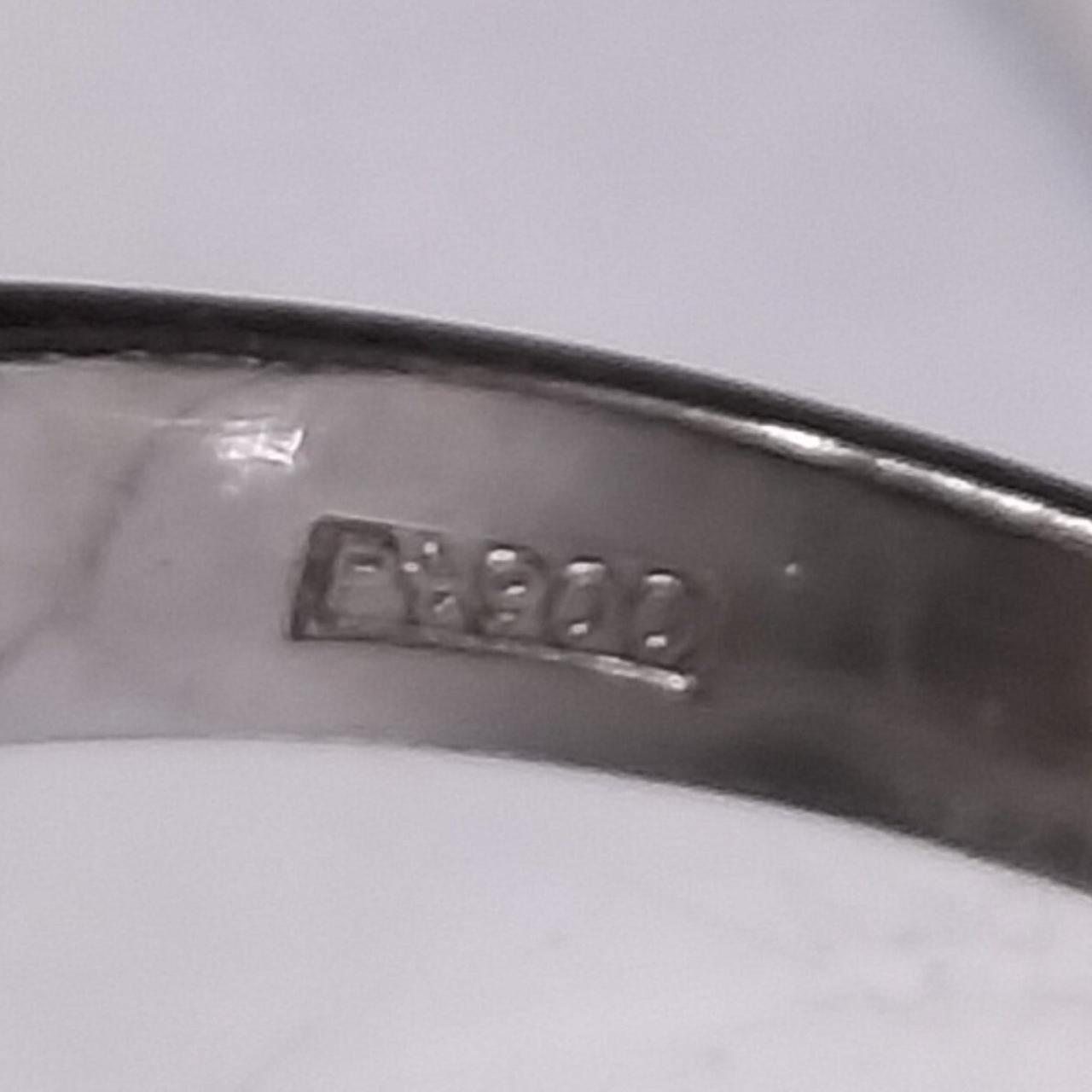Pt900刻印あり
