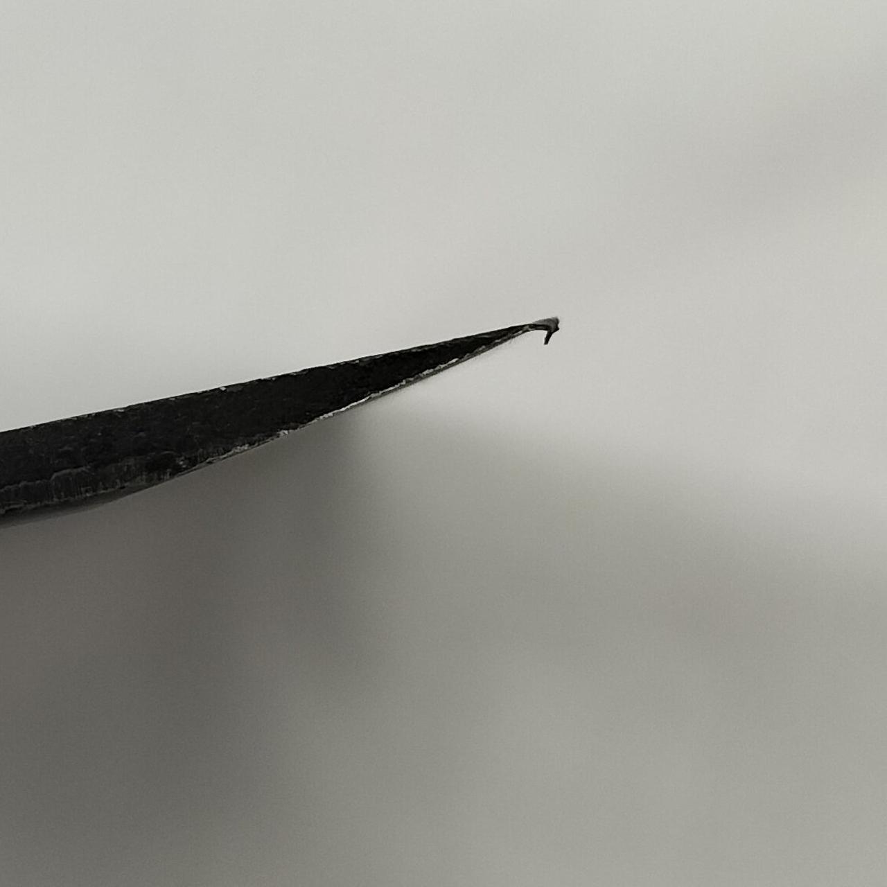 刃が少し折れています
