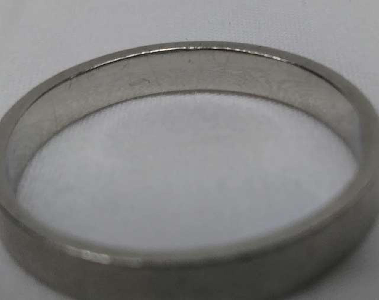 細かいキズ有り