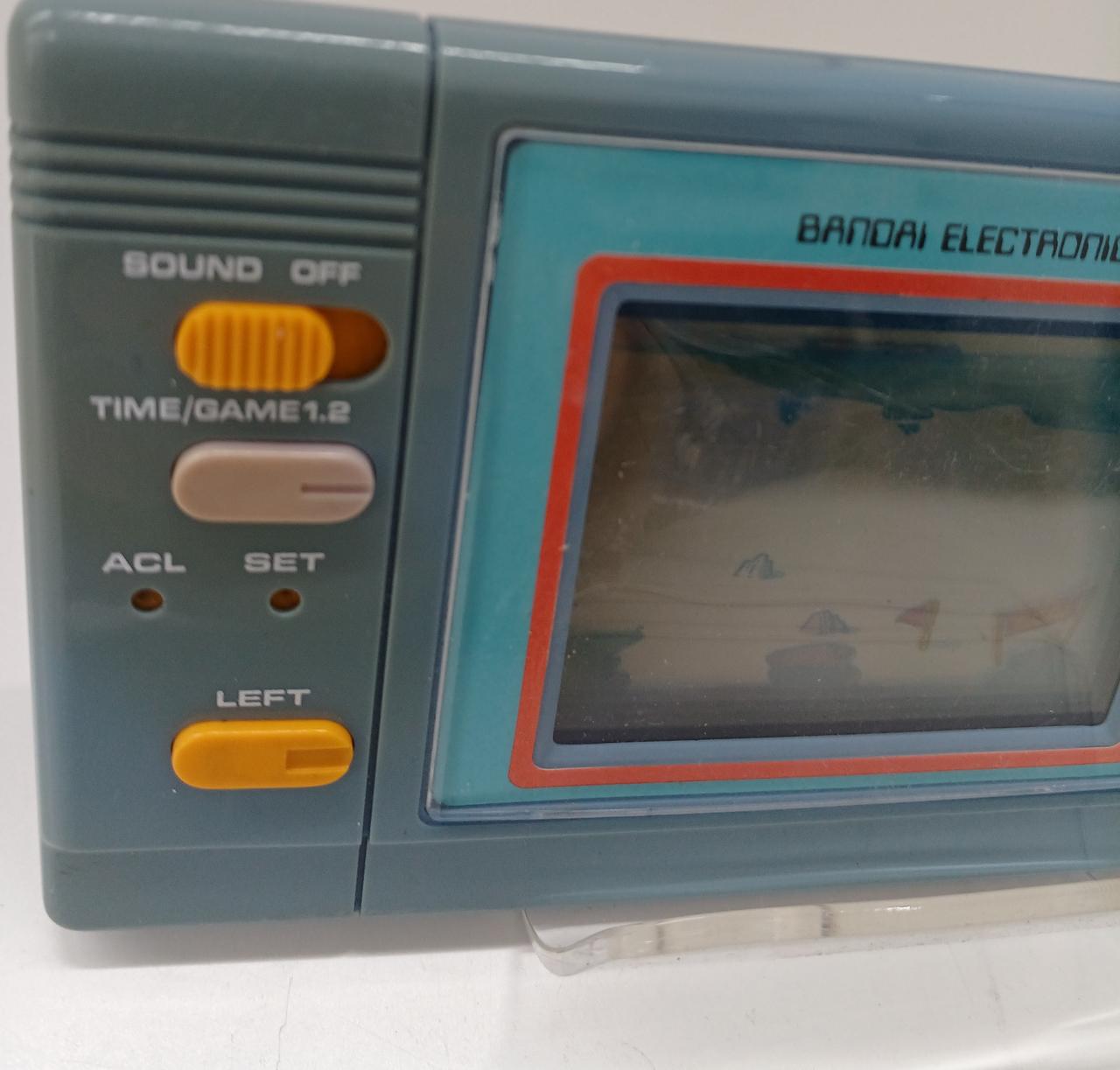 画面にキズ有り