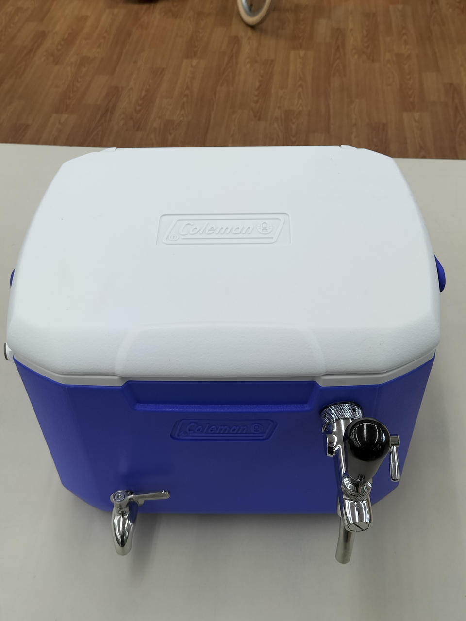 即使用可能コールマンクーラーボックス型氷冷式ビールサーバー コールマン(COLEMAN)|氷冷式ビールサーバー|HARDOFFオフモール