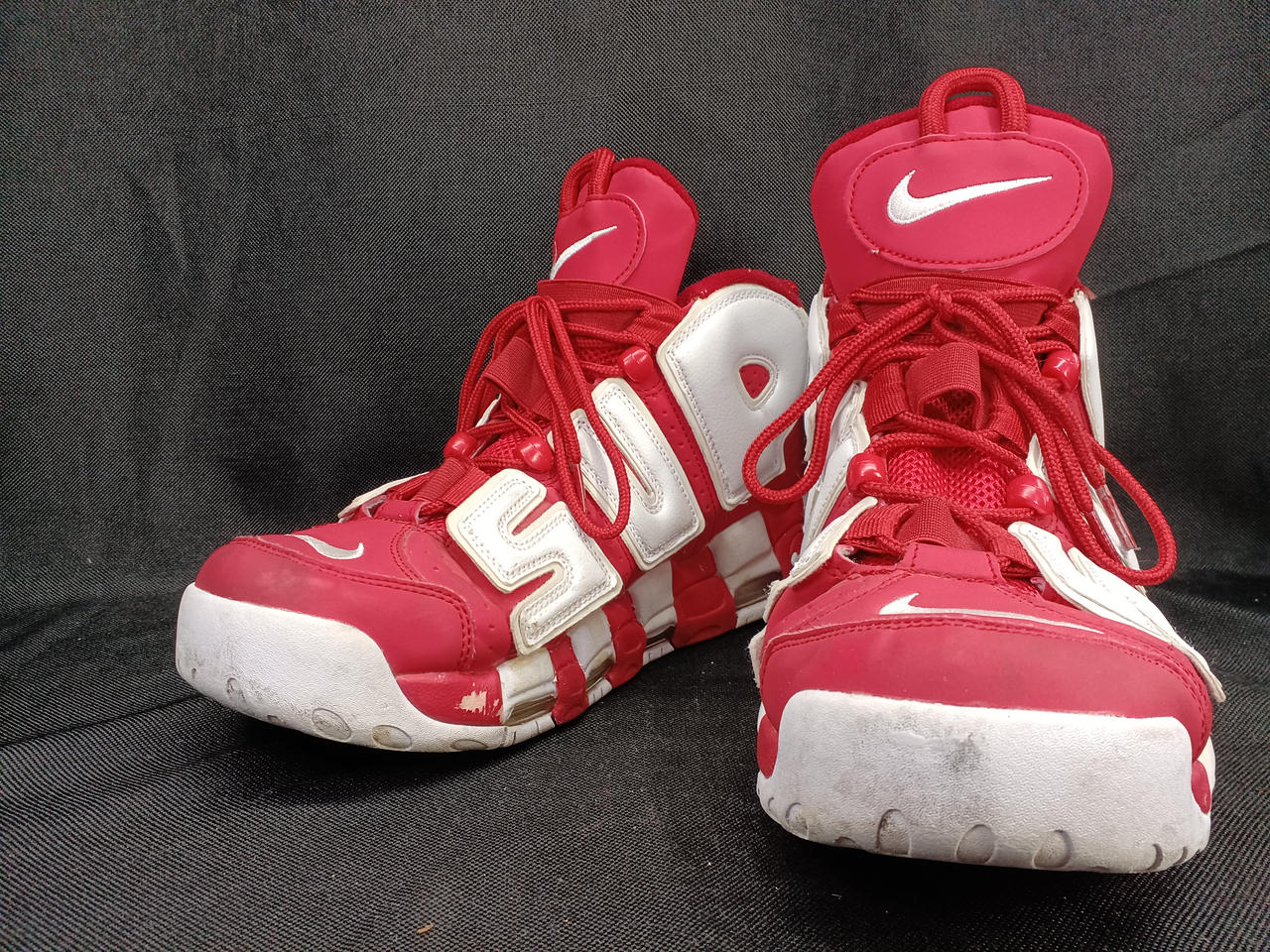 NIKE 型番：302290-600 SUPREME NIKE