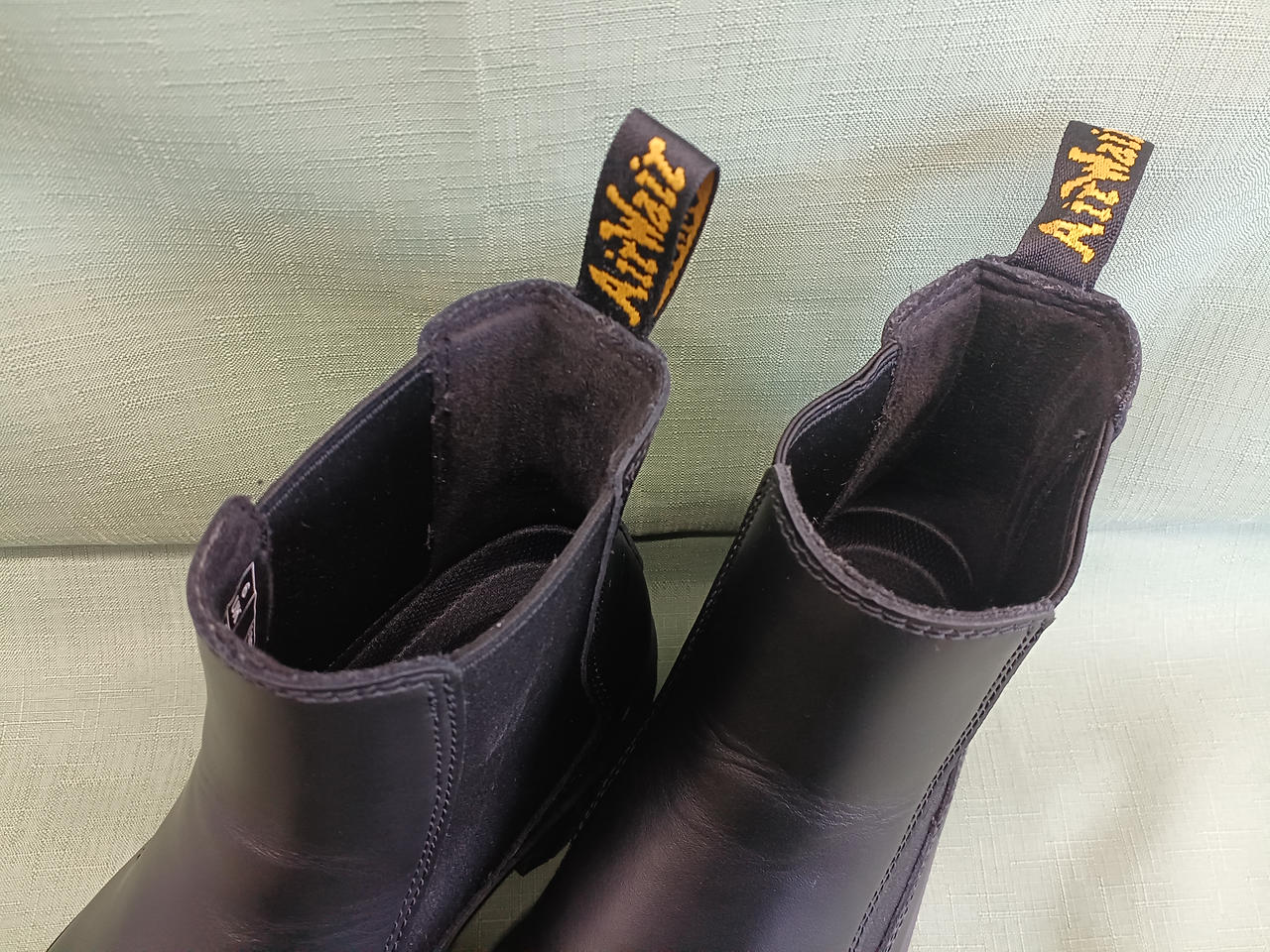 左タグ歪みあります