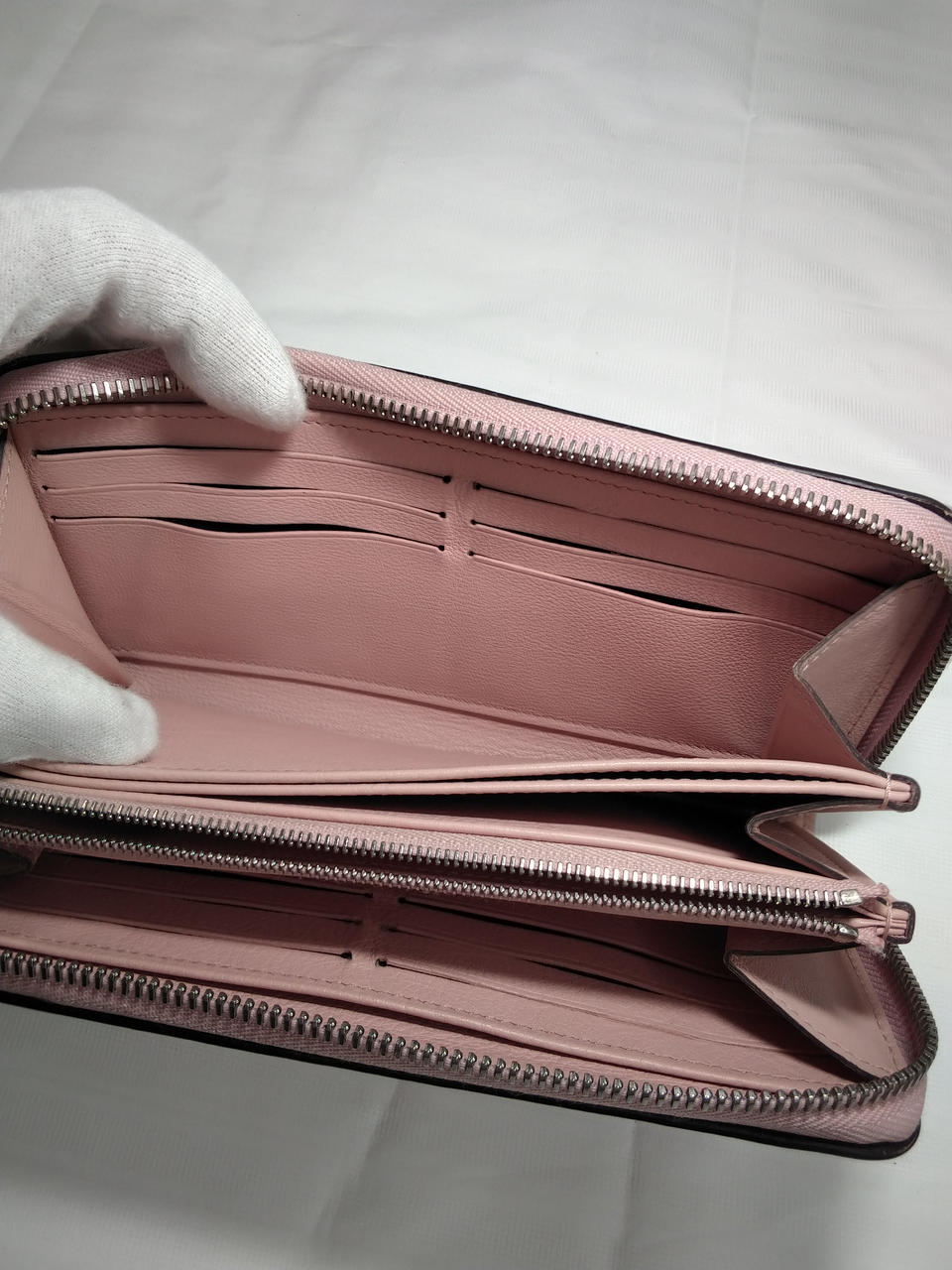 ルイヴィトン(LOUIS VUITTON)|マヒナジッピーウォレット マグノリア