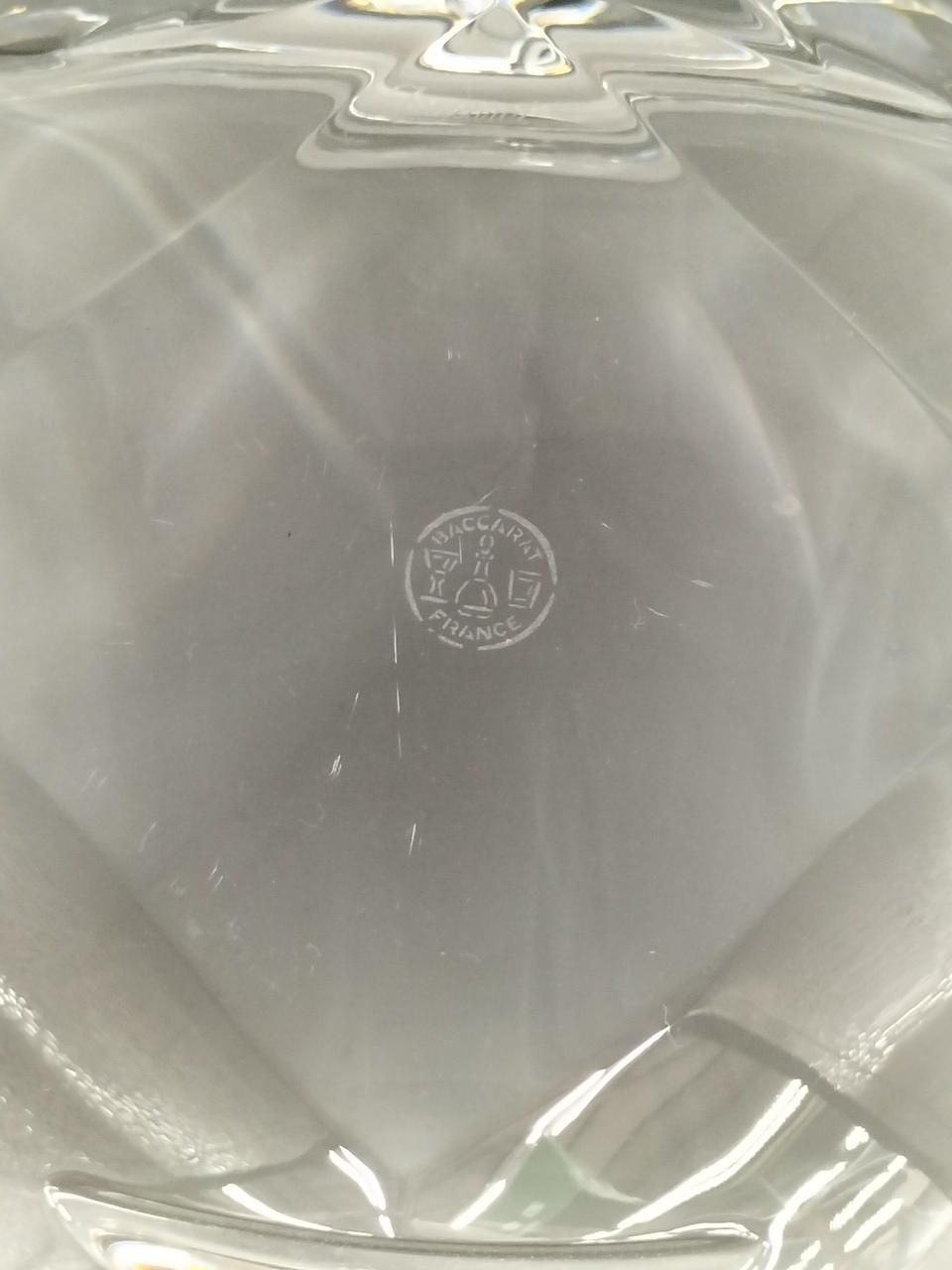 底に傷あります。