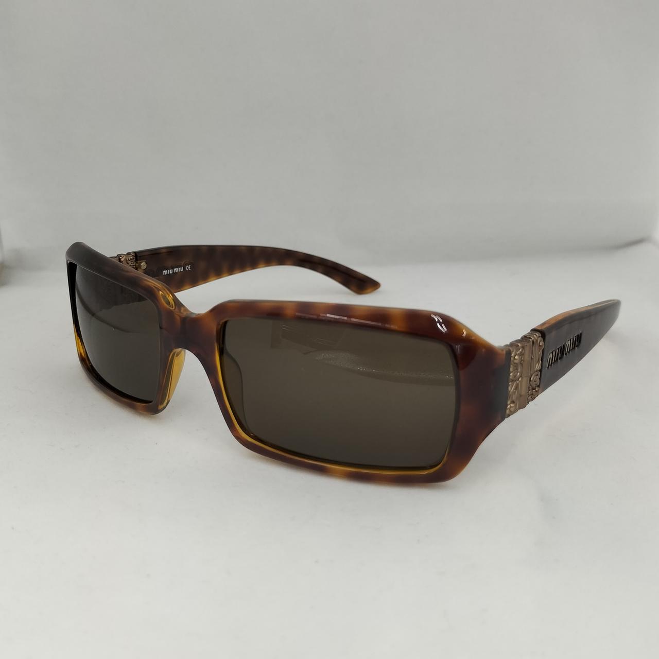 ケース無しです