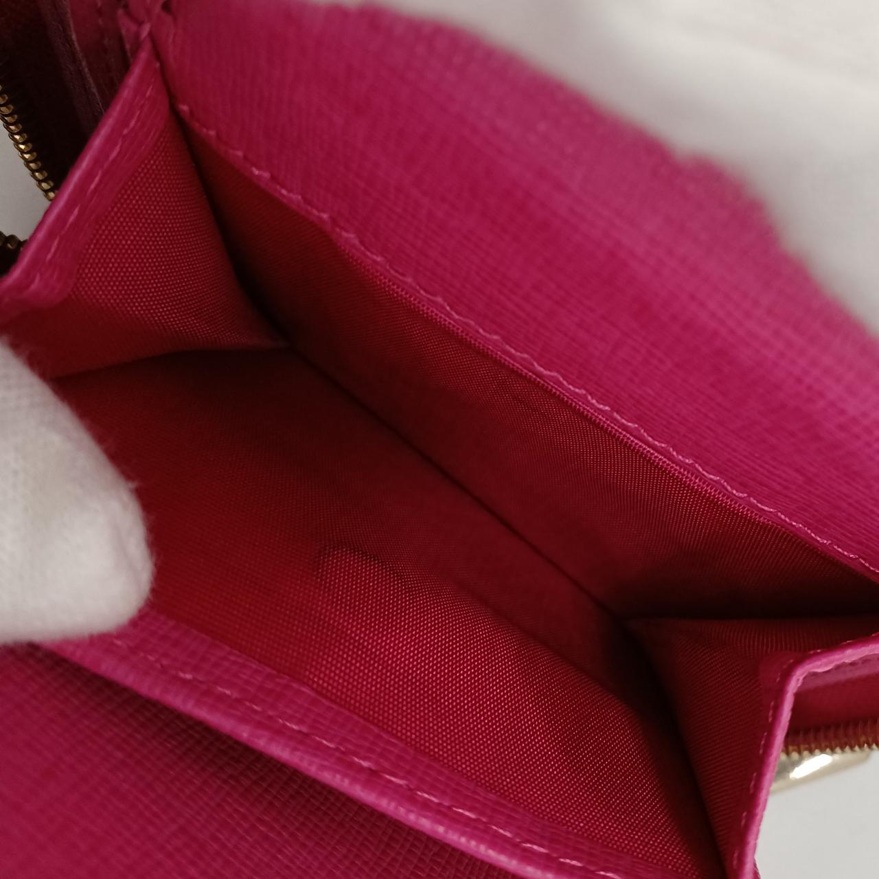 少し使用感あります