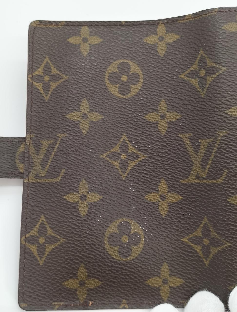 裏面左側にダメージあり（擦れ）